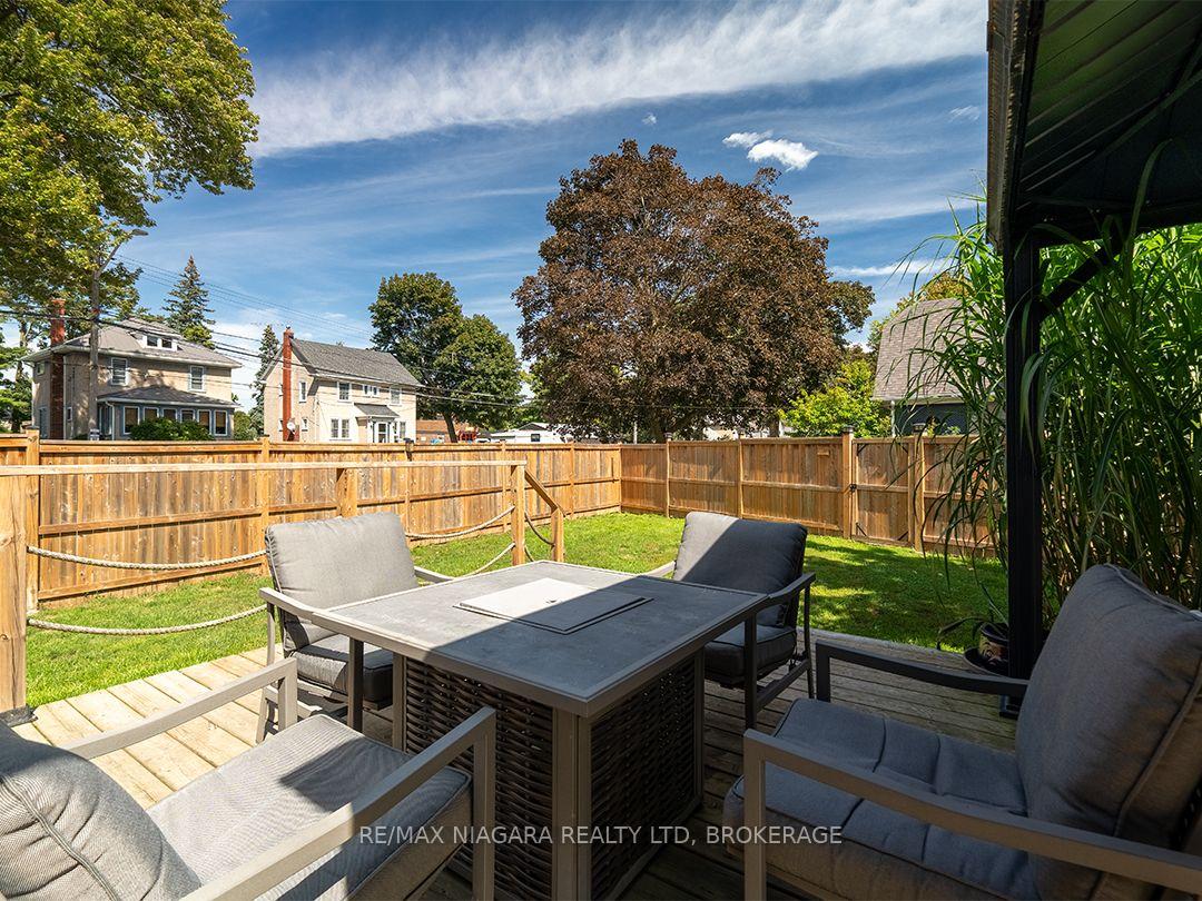 Photo 24 of 129 Forest Avenue, Port Colborne, Sugarloaf — HOMEH