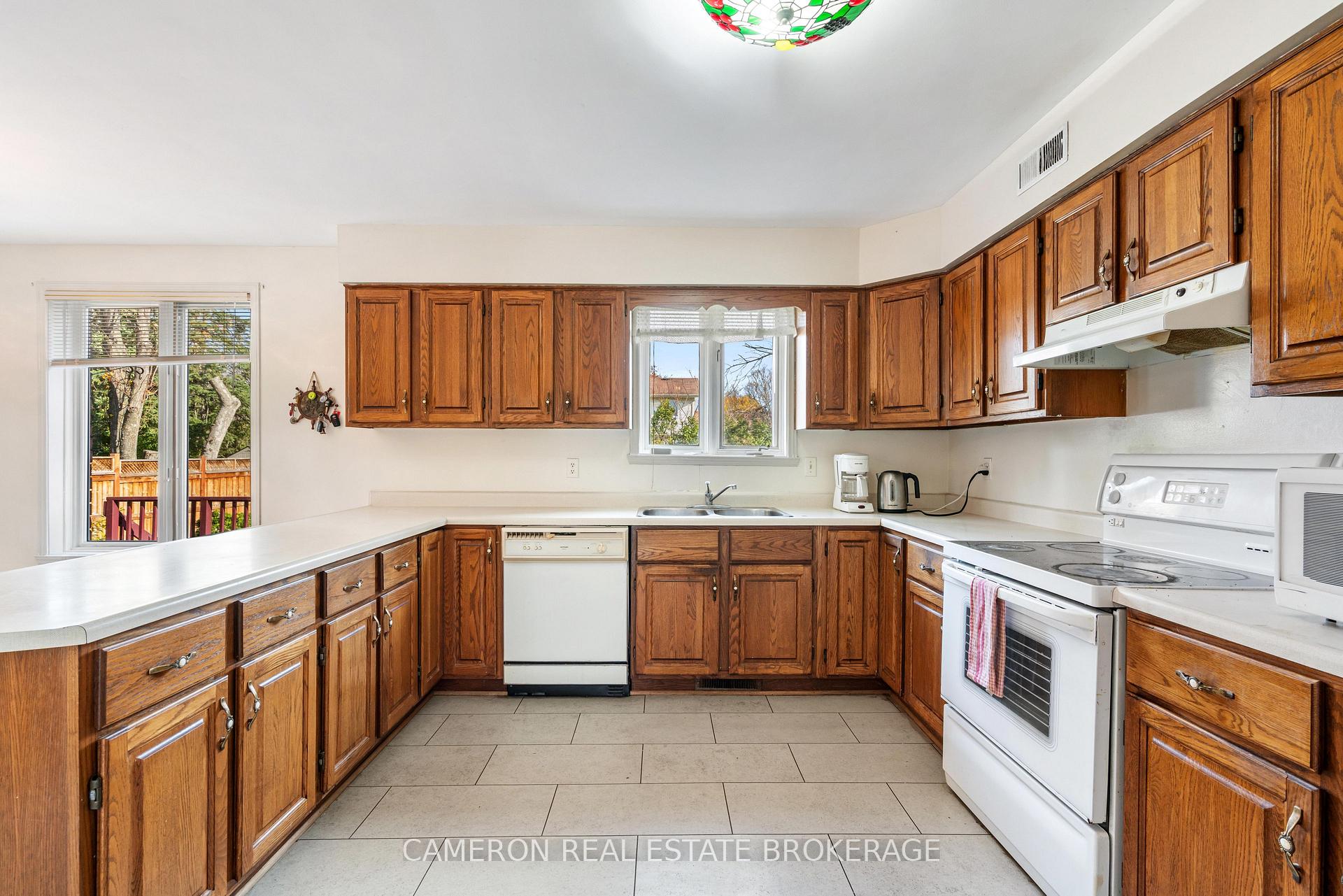 Photo 8 of 1139 Stokes Drive, Cornwall, Cornwall — HOMEH