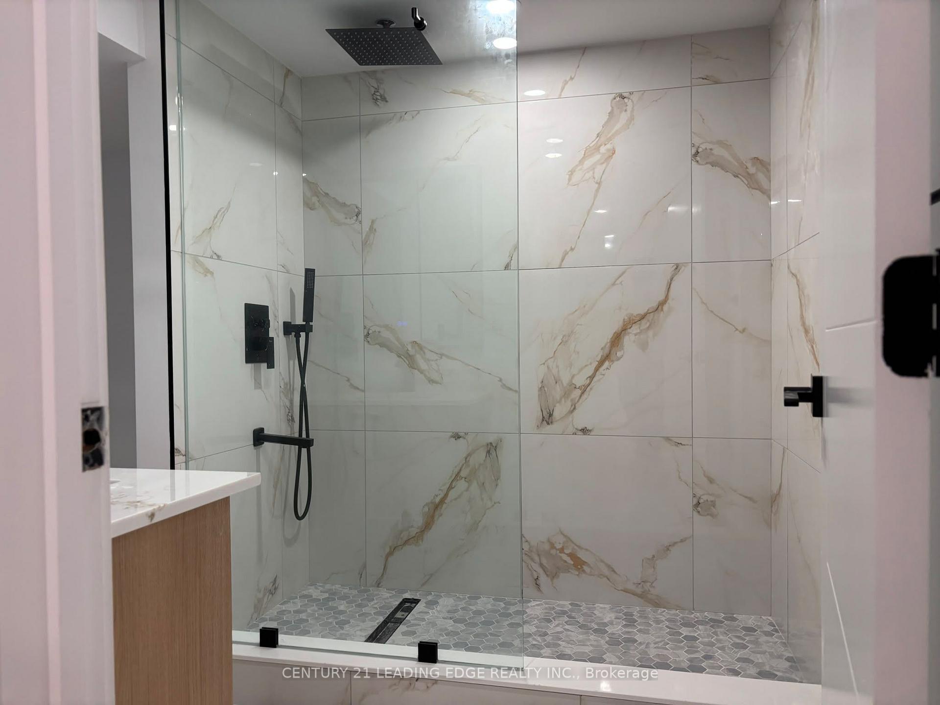 Photo 16 of 2190 Breezy Brae Drive, Mississauga, Lakeview — HOMEH
