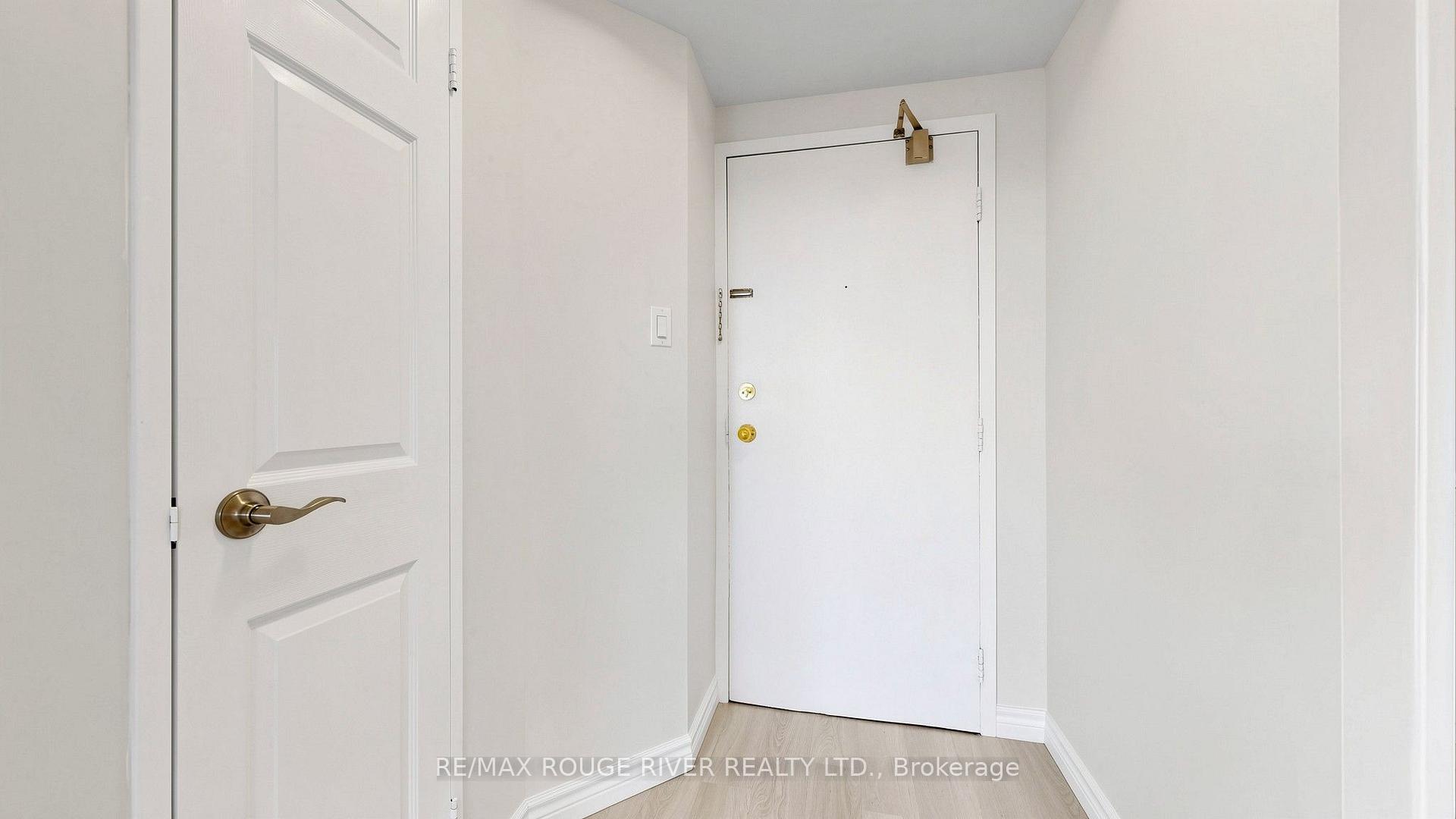 Photo 5 of Unit 1003, 5580 Sheppard Avenue E, Scarborough, Malvern — HOMEH