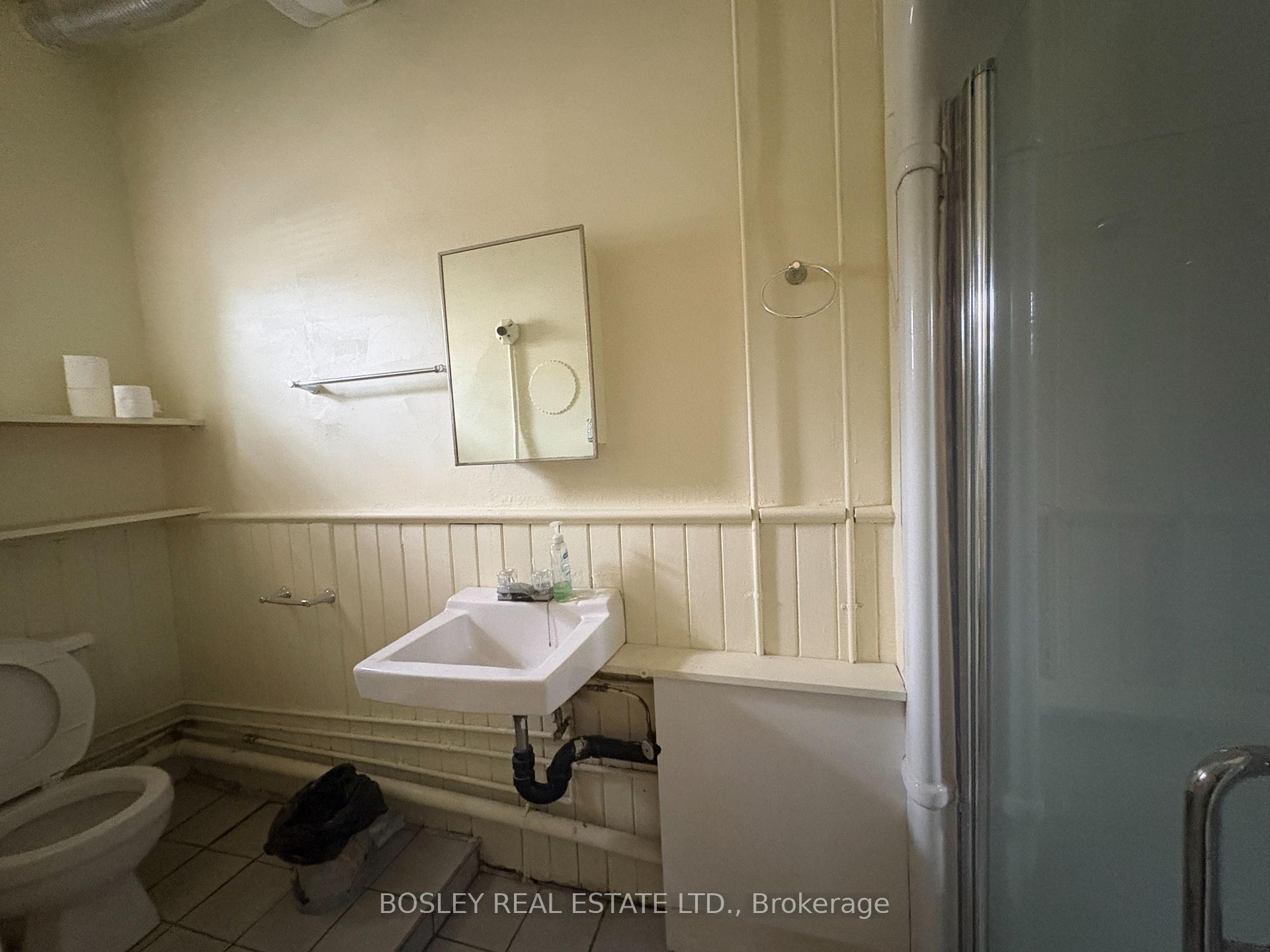 Photo 9 of Unit Main, 14 D'Arcy Street, Toronto, Kensington-Chinatown — HOMEH