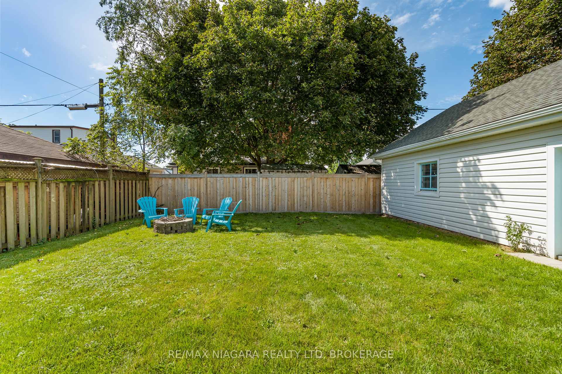 Photo 21 of 75 Knoll Street, Port Colborne, Main Street — HOMEH