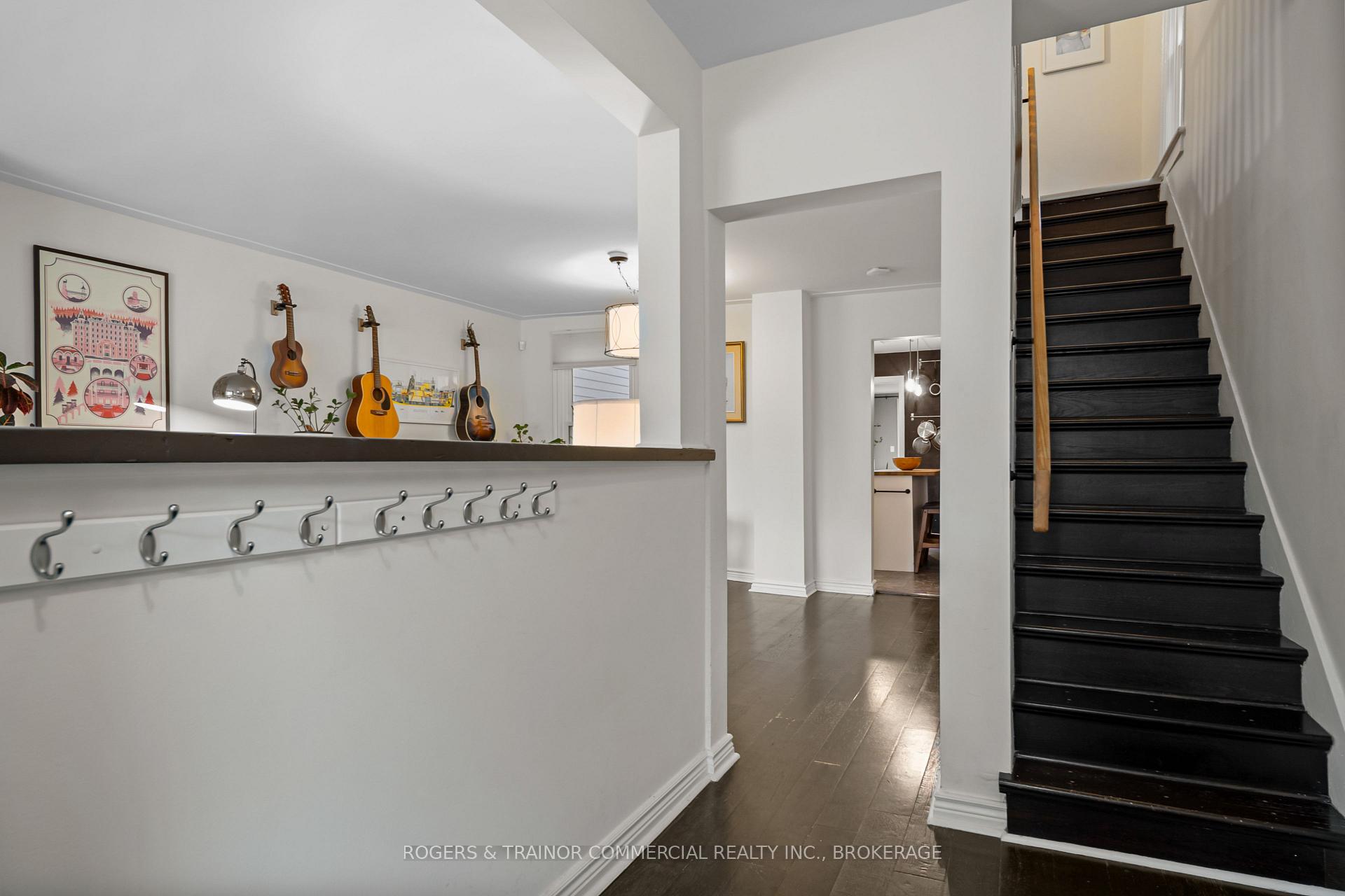 Photo 5 of 77 Pine Street, Kingston, East of Sir John A. Blvd — HOMEH
