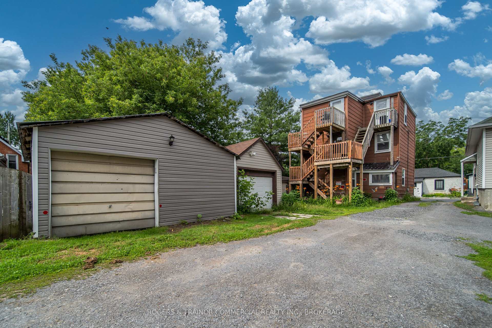 Photo 41 of 77 Pine Street, Kingston, East of Sir John A. Blvd — HOMEH