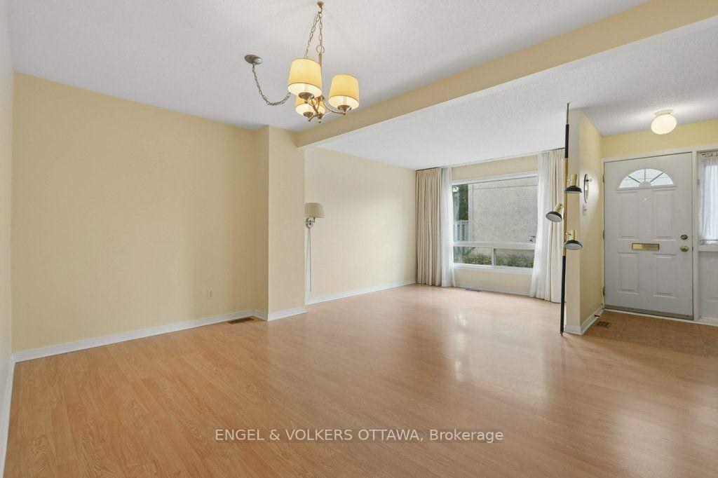 Photo 8 of Unit 18, 1280 Cahill Drive, Ottawa, South Keys — HOMEH