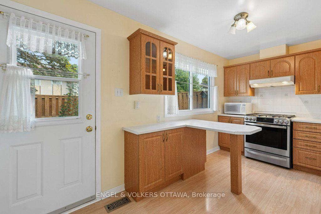 Photo 12 of Unit 18, 1280 Cahill Drive, Ottawa, South Keys — HOMEH