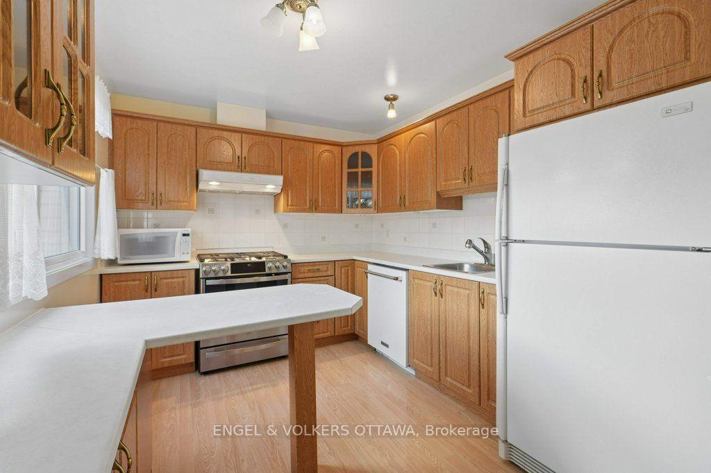 Photo 15 of Unit 18, 1280 Cahill Drive, Ottawa, South Keys — HOMEH