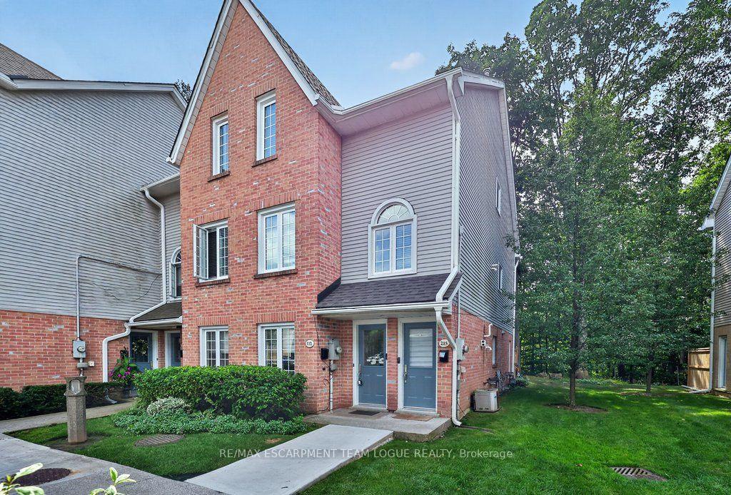 Photo 2 of Unit 112, 2110 Cleaver Avenue, Burlington, Headon — HOMEH