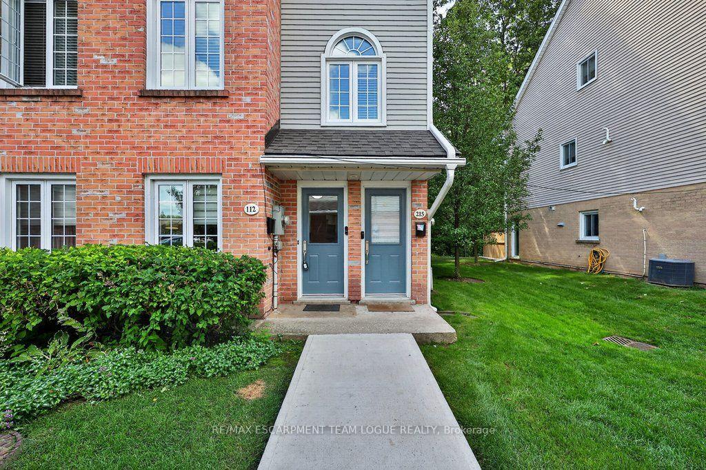 Photo 3 of Unit 112, 2110 Cleaver Avenue, Burlington, Headon — HOMEH