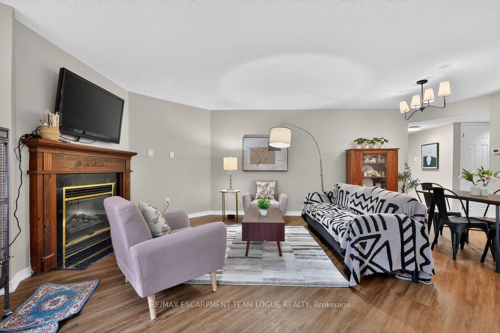 Photo 6 of Unit 112, 2110 Cleaver Avenue, Burlington, Headon — HOMEH