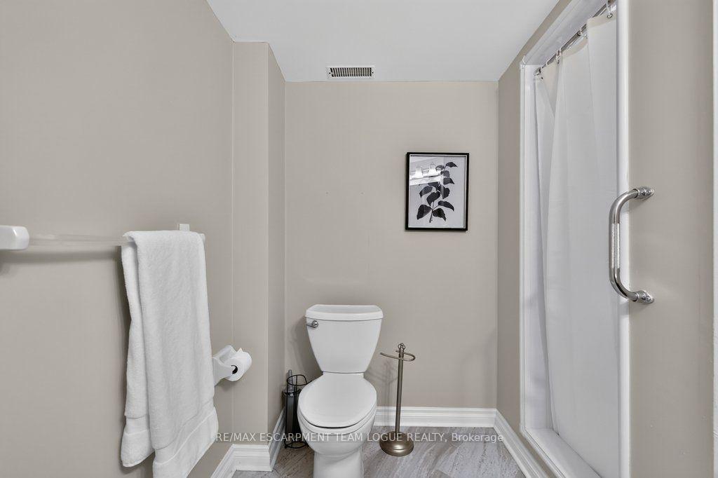 Photo 21 of Unit 112, 2110 Cleaver Avenue, Burlington, Headon — HOMEH