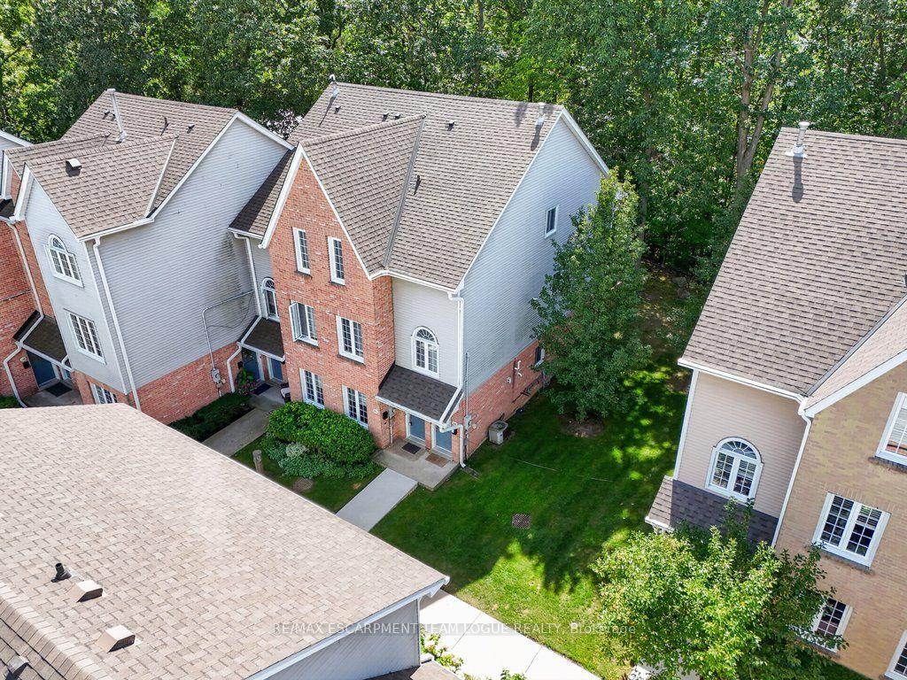 Photo 30 of Unit 112, 2110 Cleaver Avenue, Burlington, Headon — HOMEH