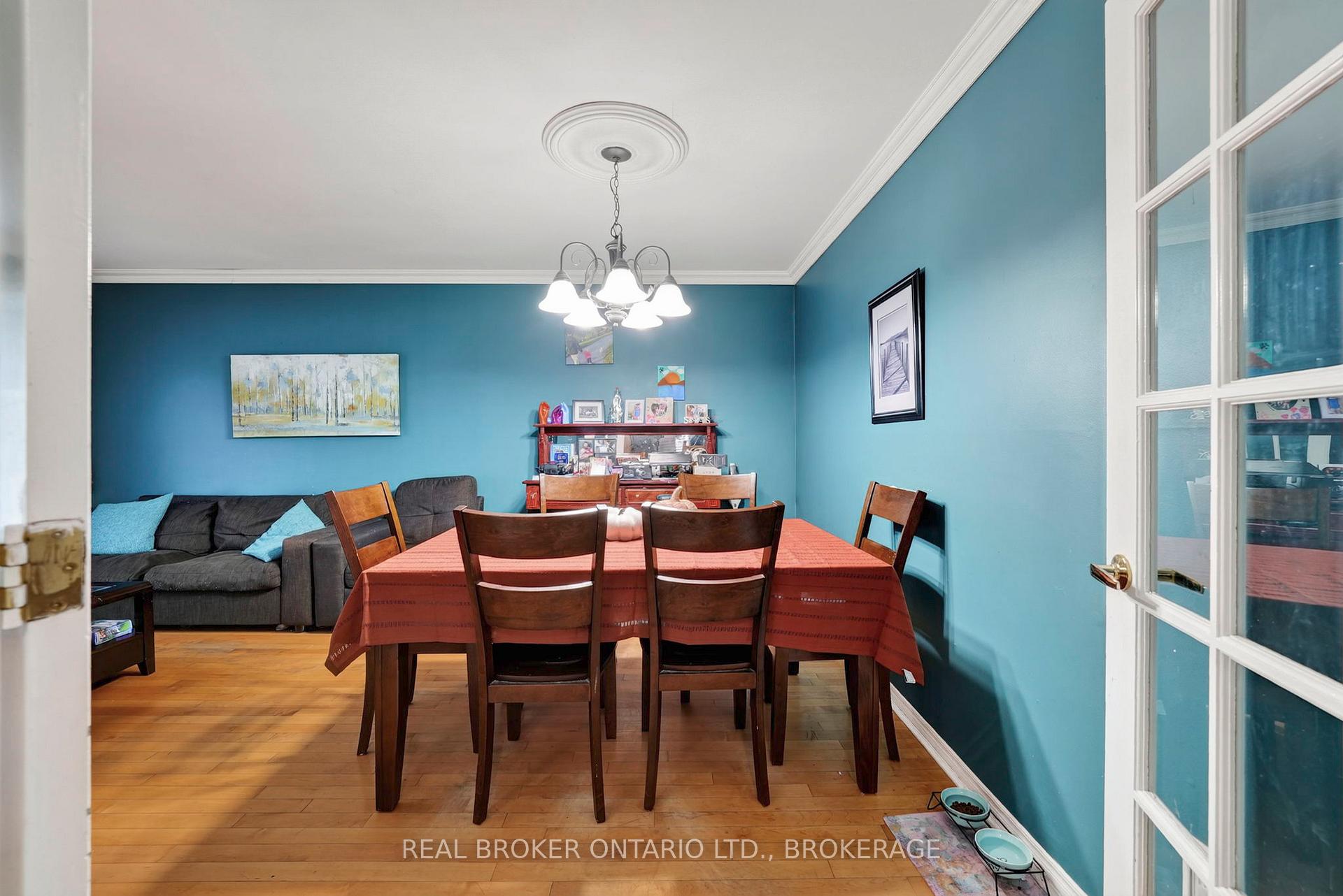 Photo 10 of 858 Chelsea Crescent, Cornwall, Cornwall — HOMEH