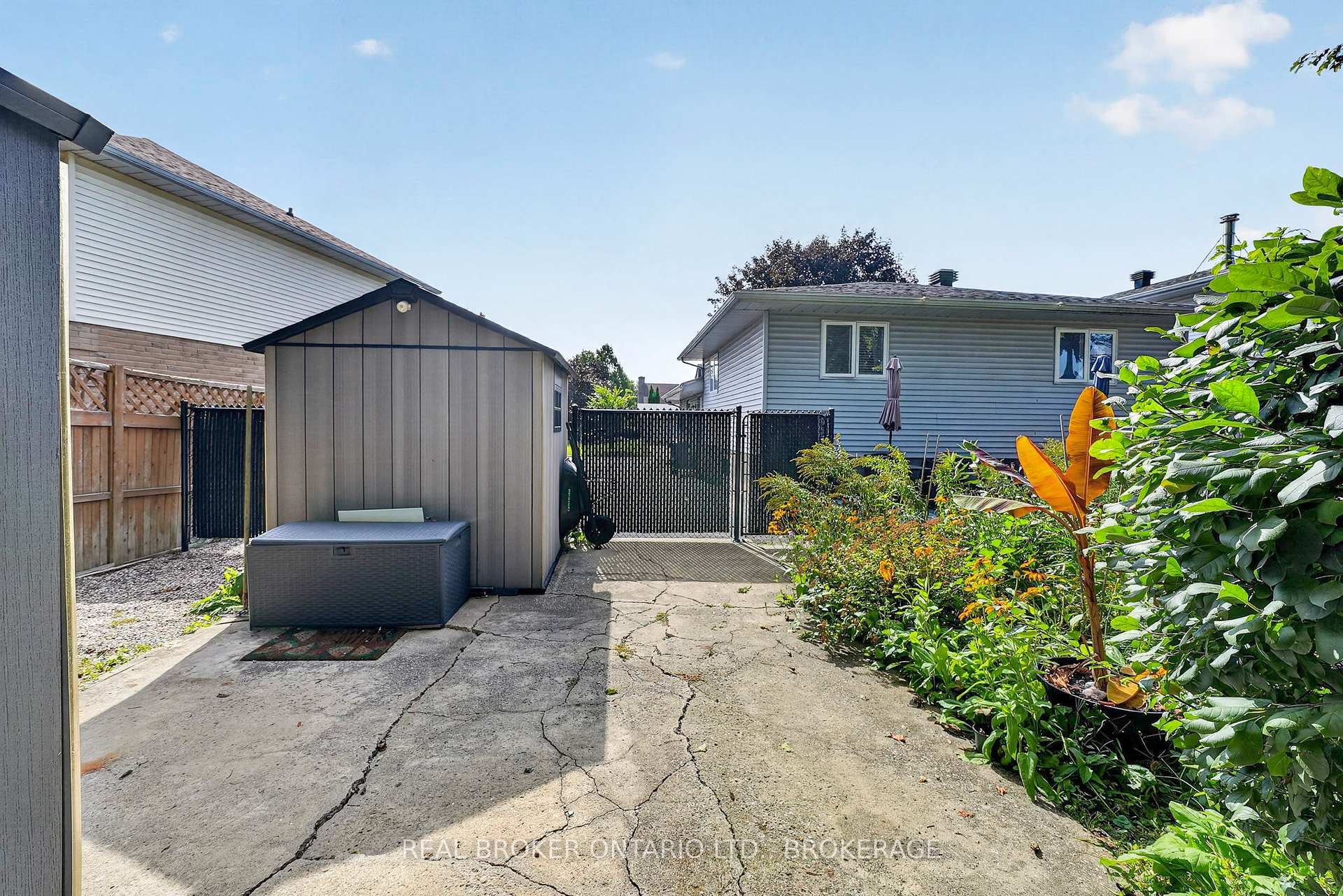 Photo 22 of 858 Chelsea Crescent, Cornwall, Cornwall — HOMEH