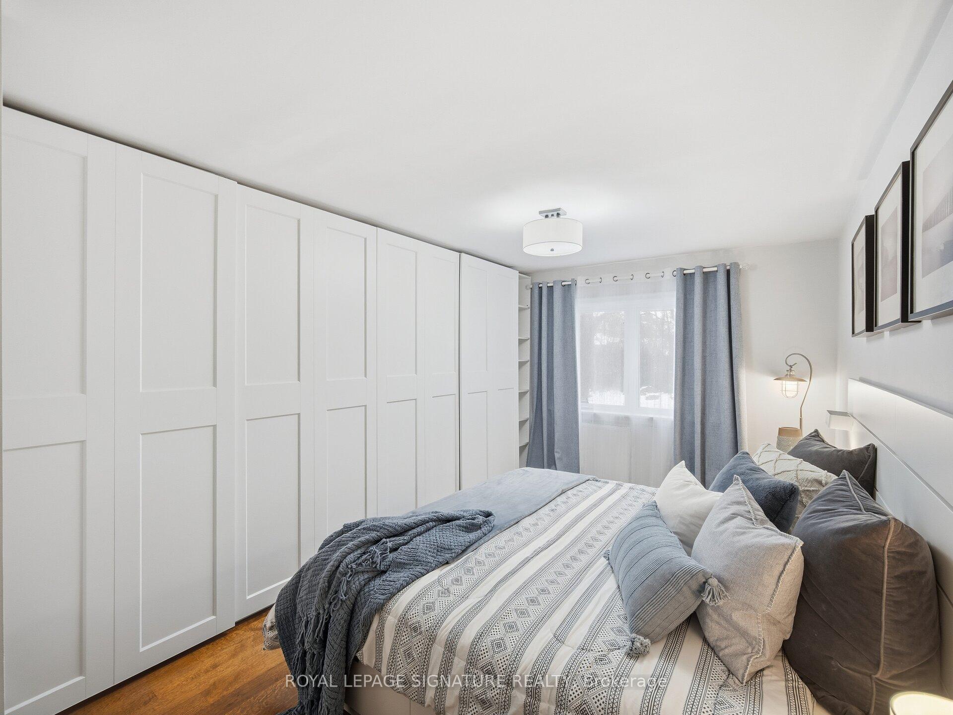 Photo 16 of 205 Prince Edward Drive S, Etobicoke, Stonegate-Queensway — HOMEH