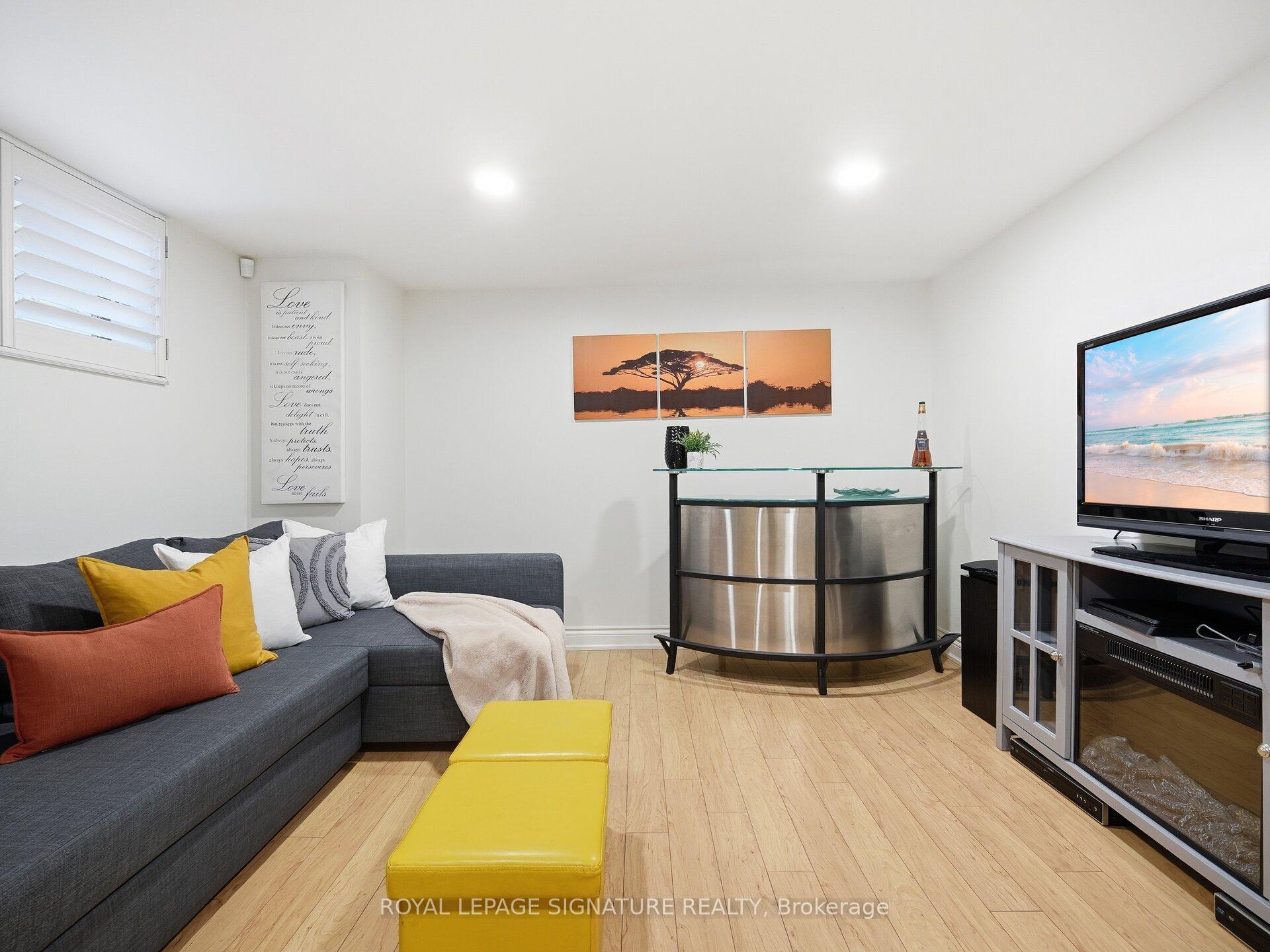 Photo 18 of 205 Prince Edward Drive S, Etobicoke, Stonegate-Queensway — HOMEH