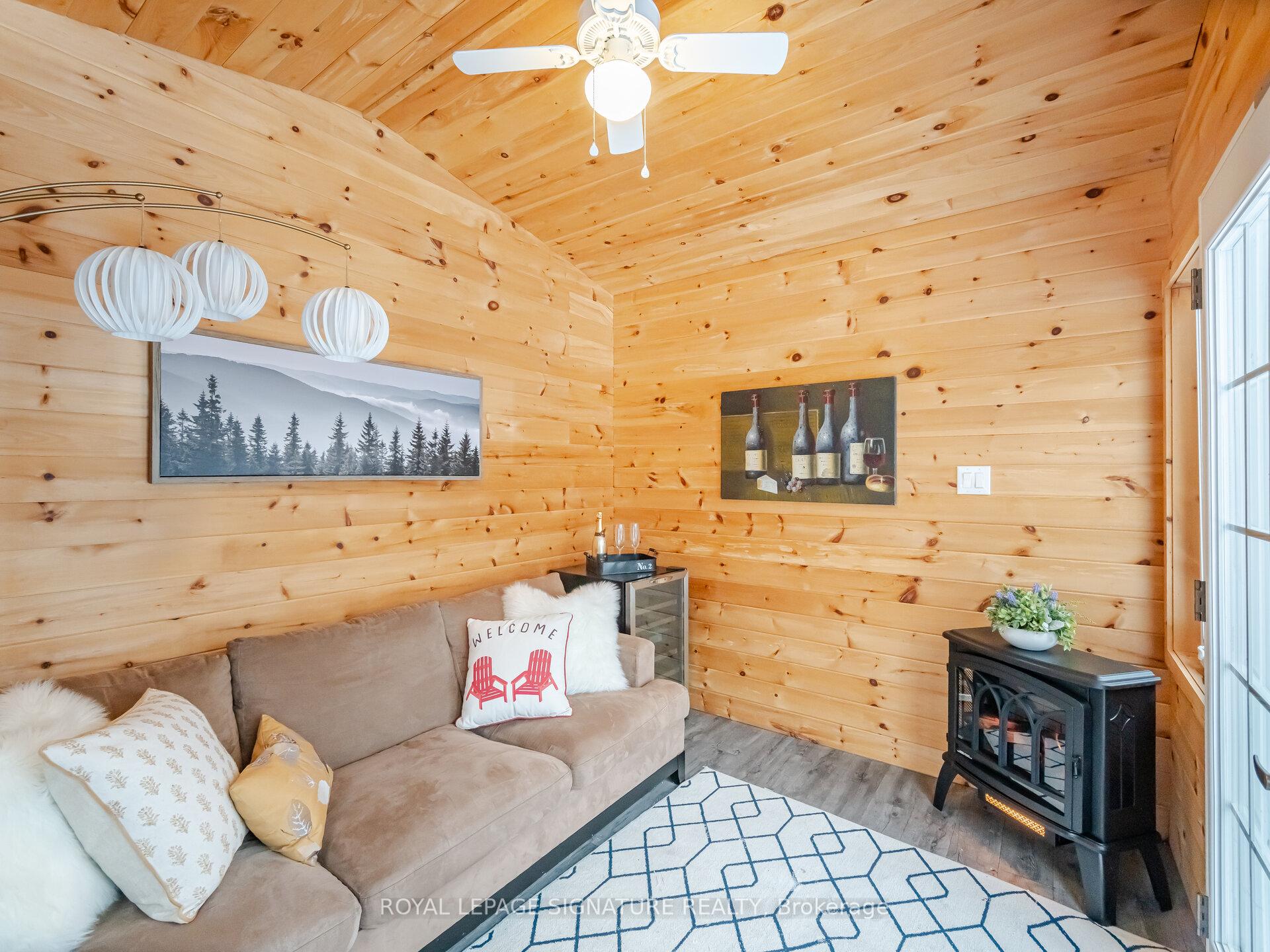 Photo 25 of 205 Prince Edward Drive S, Etobicoke, Stonegate-Queensway — HOMEH