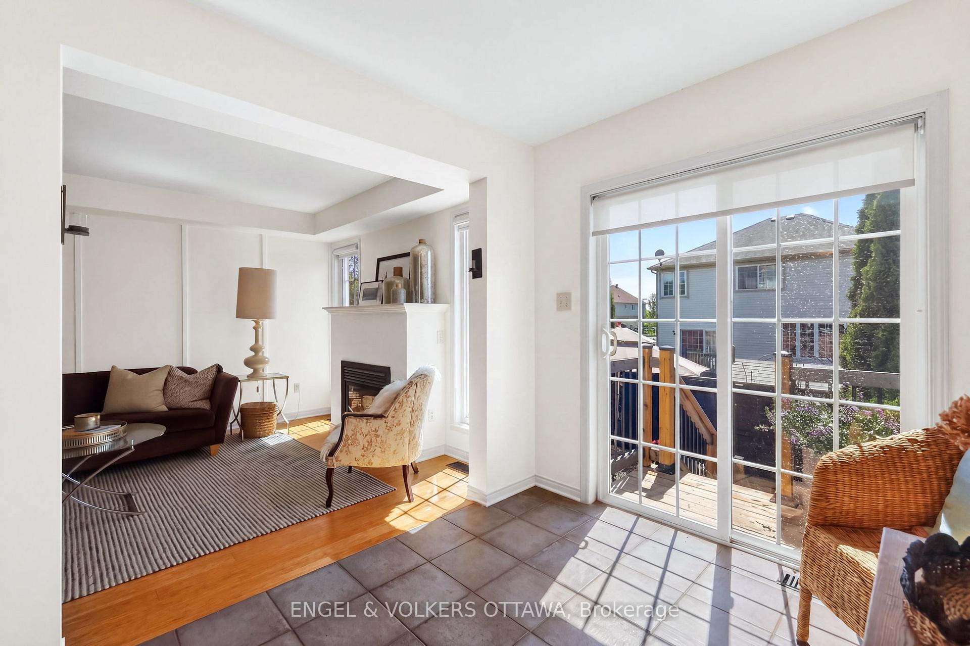 Photo 14 of 103 Goldwood Private, Ottawa, Barrhaven - Stonebridge — HOMEH
