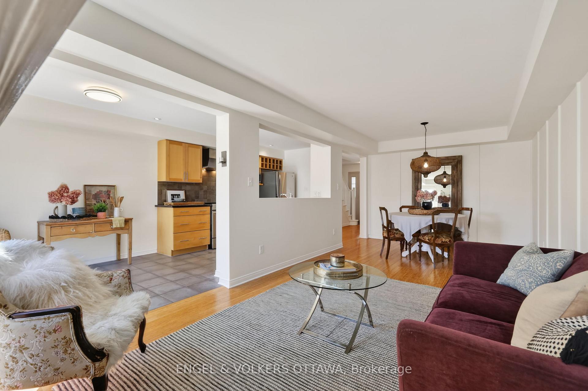 Photo 17 of 103 Goldwood Private, Ottawa, Barrhaven - Stonebridge — HOMEH