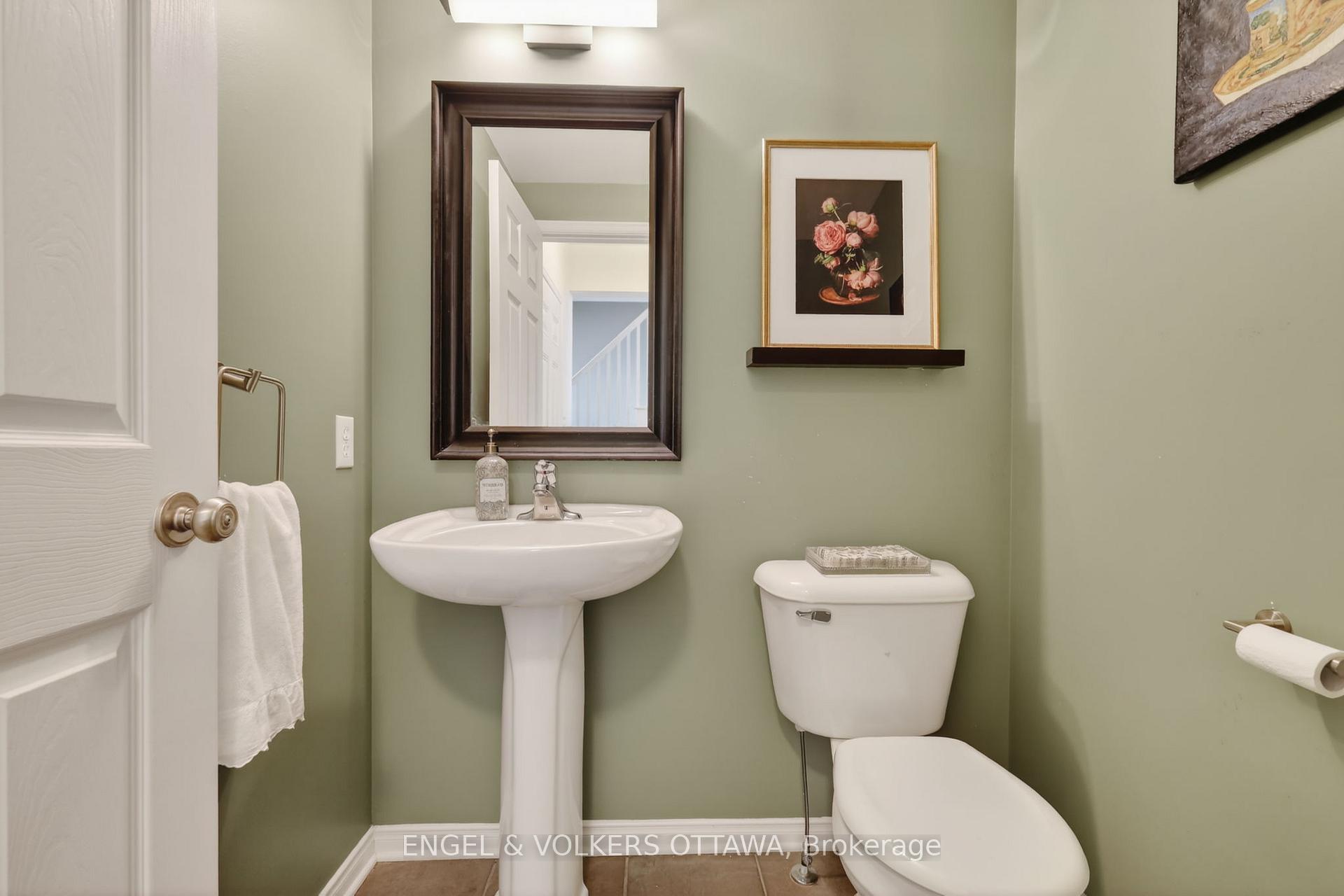 Photo 22 of 103 Goldwood Private, Ottawa, Barrhaven - Stonebridge — HOMEH
