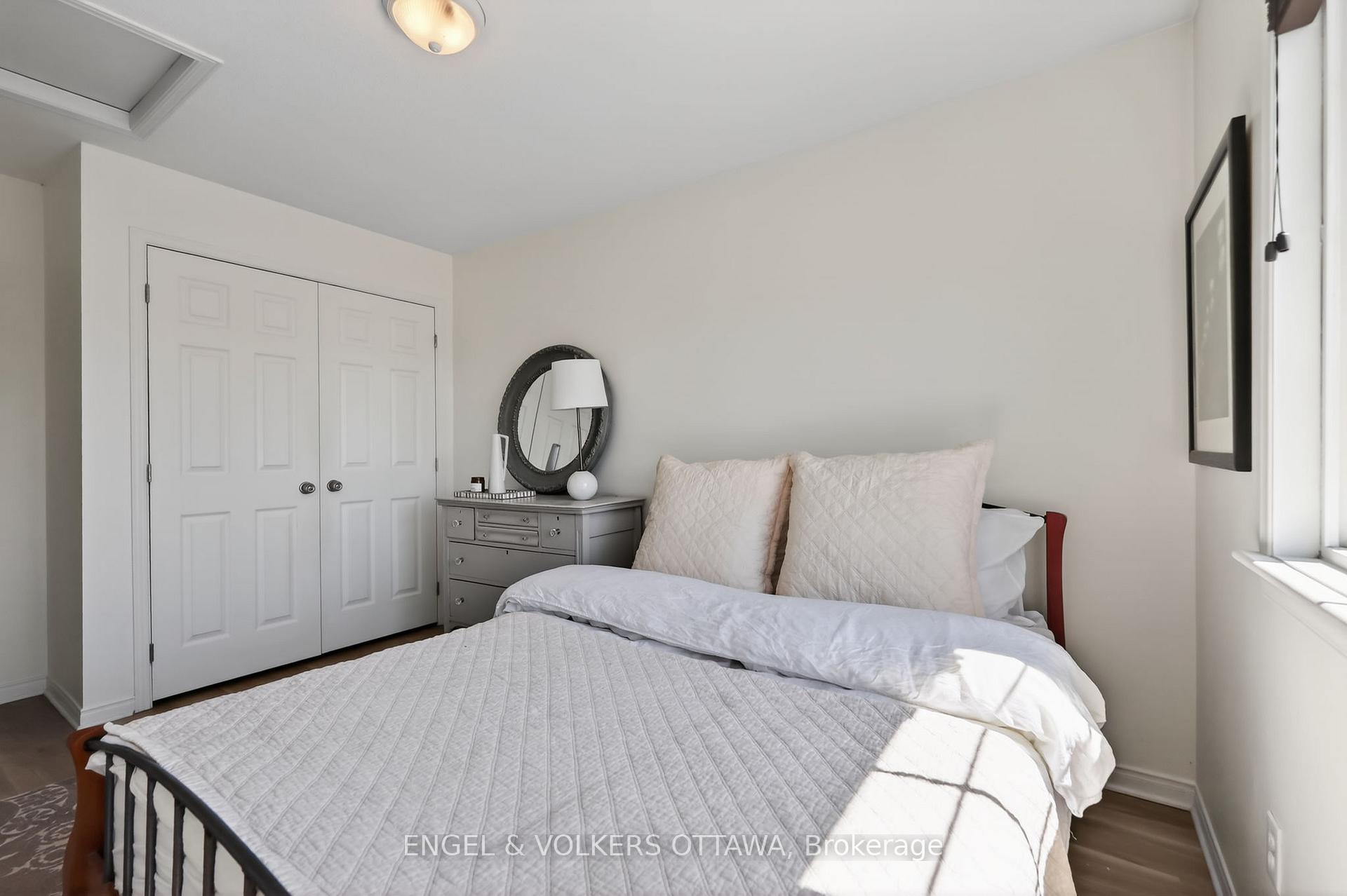 Photo 32 of 103 Goldwood Private, Ottawa, Barrhaven - Stonebridge — HOMEH