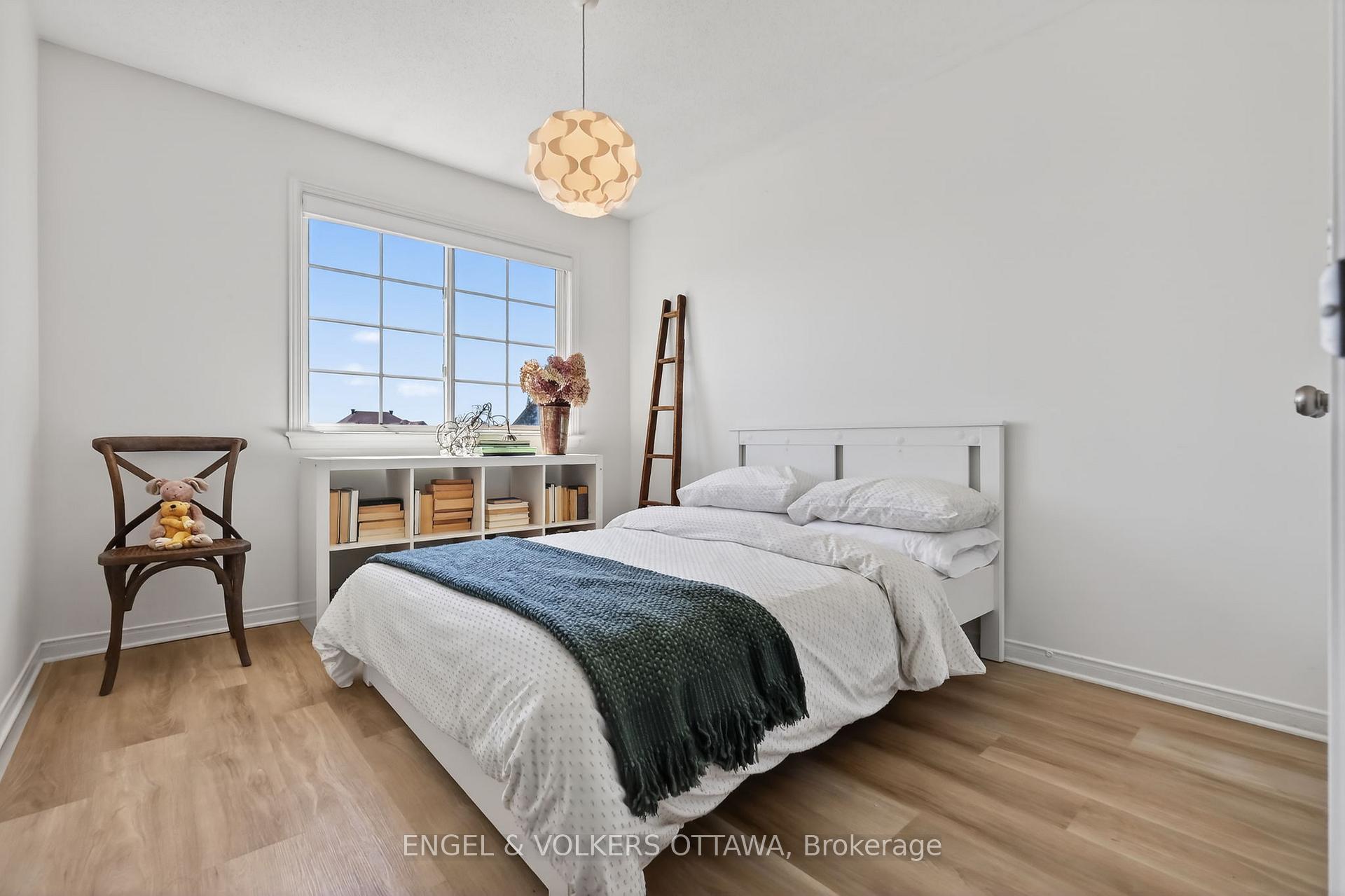 Photo 33 of 103 Goldwood Private, Ottawa, Barrhaven - Stonebridge — HOMEH