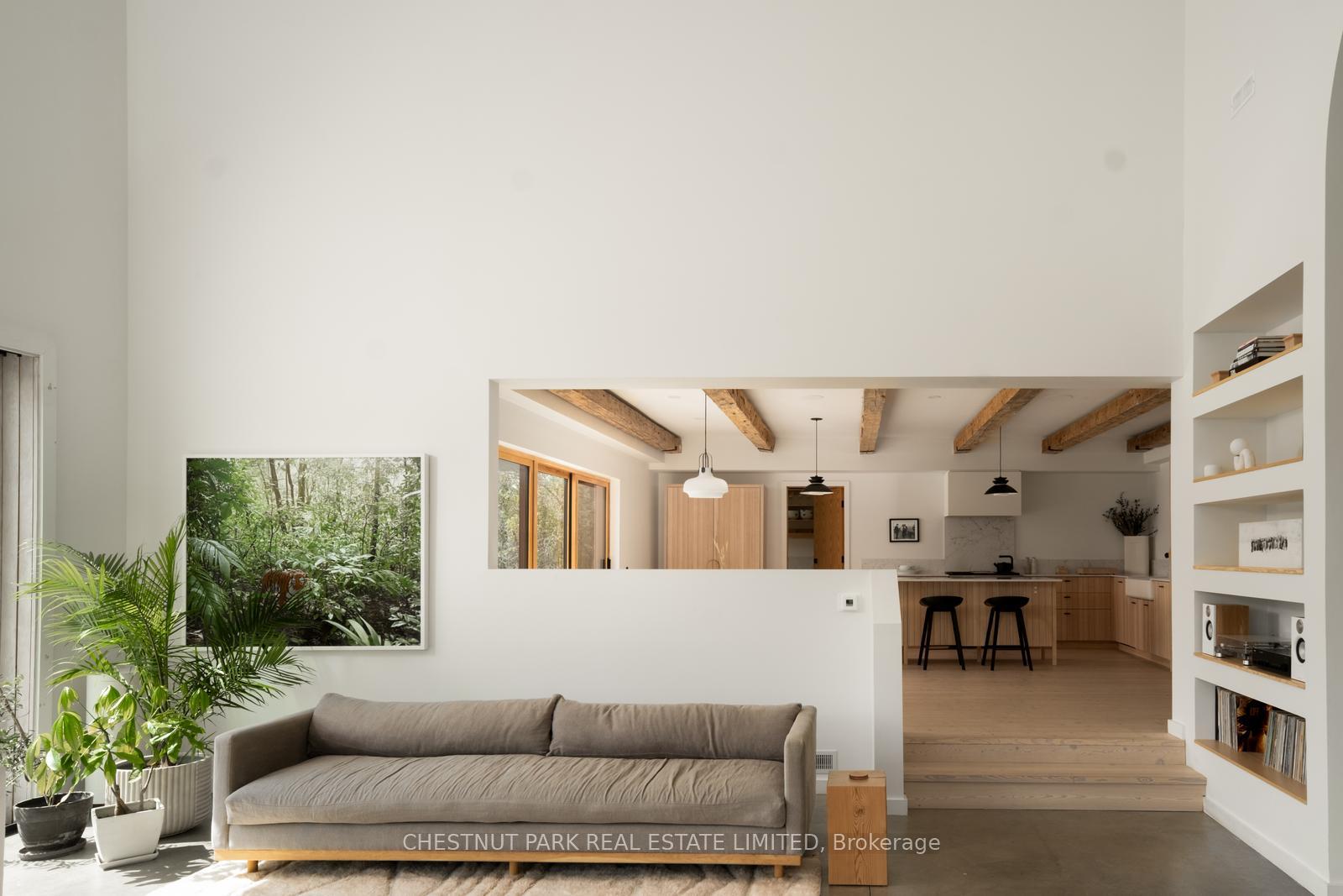 Photo 5 of 2468 County Road 15, Prince Edward County, Sophiasburg Ward — HOMEH