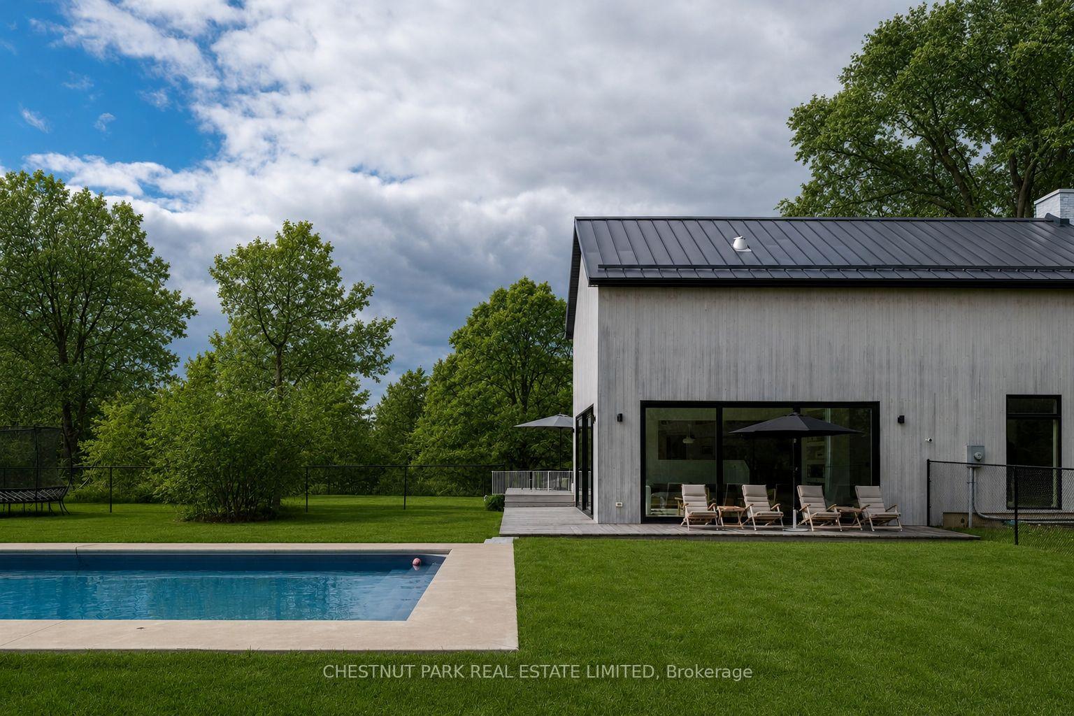 Photo 17 of 2468 County Road 15, Prince Edward County, Sophiasburg Ward — HOMEH