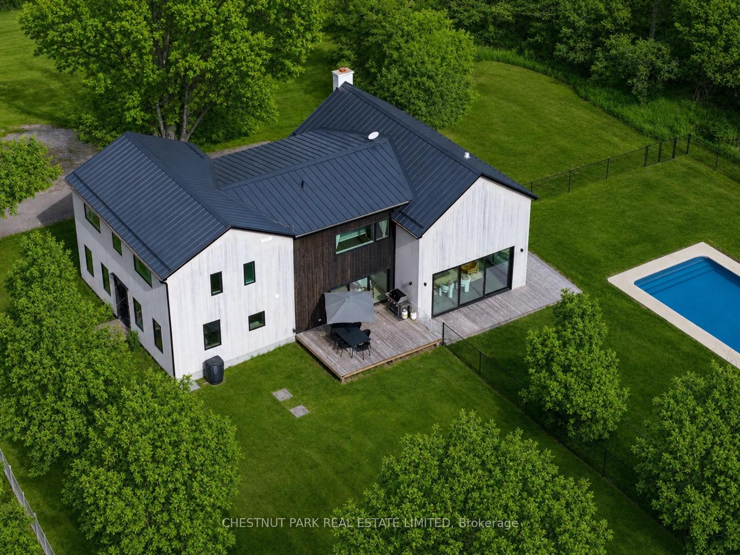 Photo 18 of 2468 County Road 15, Prince Edward County, Sophiasburg Ward — HOMEH