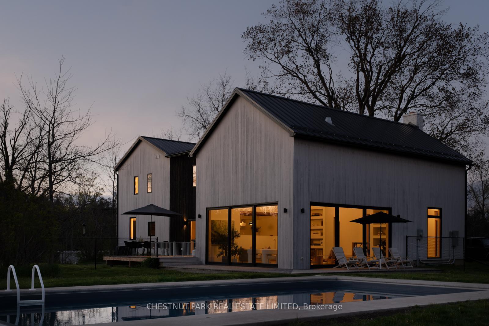 Photo 20 of 2468 County Road 15, Prince Edward County, Sophiasburg Ward — HOMEH