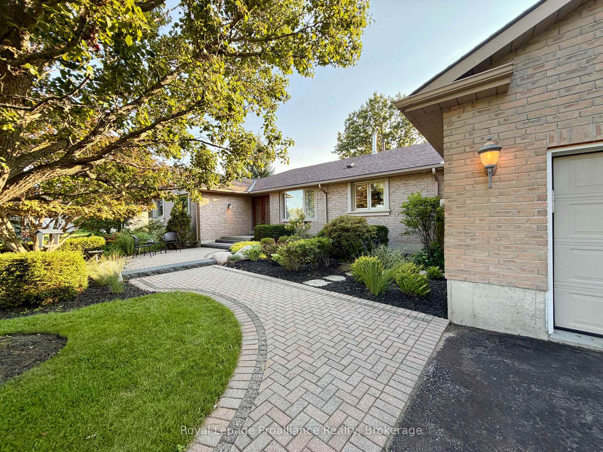 Photo of 100 Bay Breeze Street