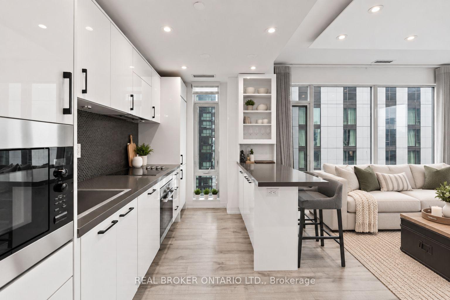 Photo 9 of Unit 2002, 21 Widmer Street, Toronto, Waterfront Communities — HOMEH