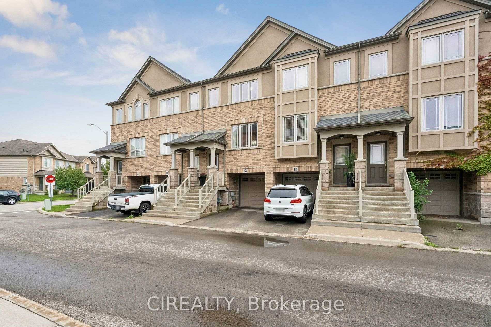 Photo 2 of Unit 12, 201 Westbank Trail, Hamilton, Stoney Creek Mountain — HOMEH