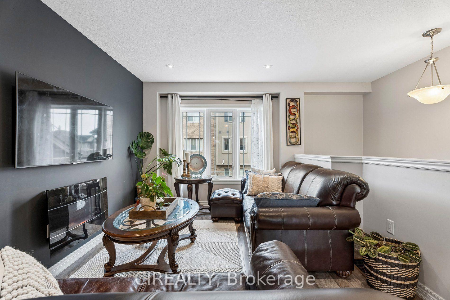 Photo 9 of Unit 12, 201 Westbank Trail, Hamilton, Stoney Creek Mountain — HOMEH