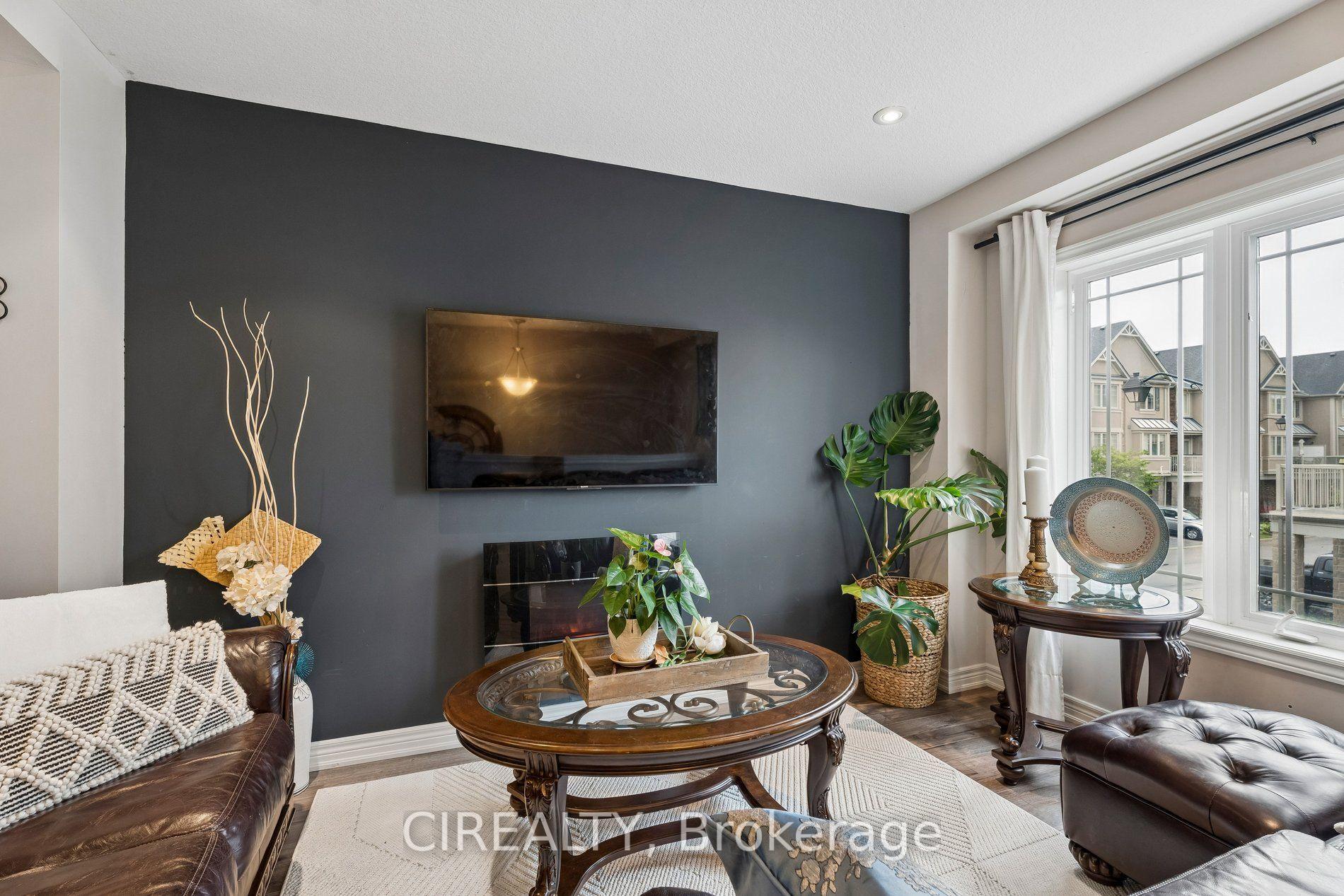 Photo 10 of Unit 12, 201 Westbank Trail, Hamilton, Stoney Creek Mountain — HOMEH