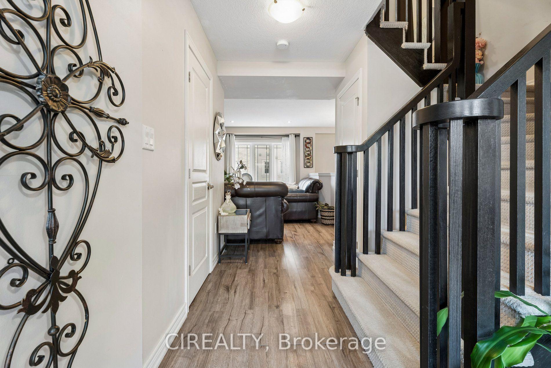 Photo 17 of Unit 12, 201 Westbank Trail, Hamilton, Stoney Creek Mountain — HOMEH