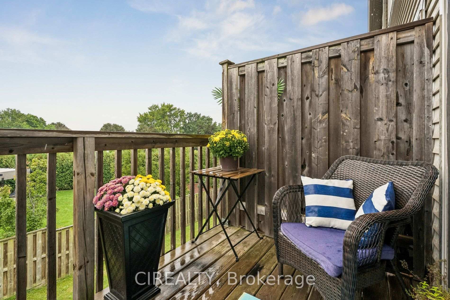Photo 31 of Unit 12, 201 Westbank Trail, Hamilton, Stoney Creek Mountain — HOMEH