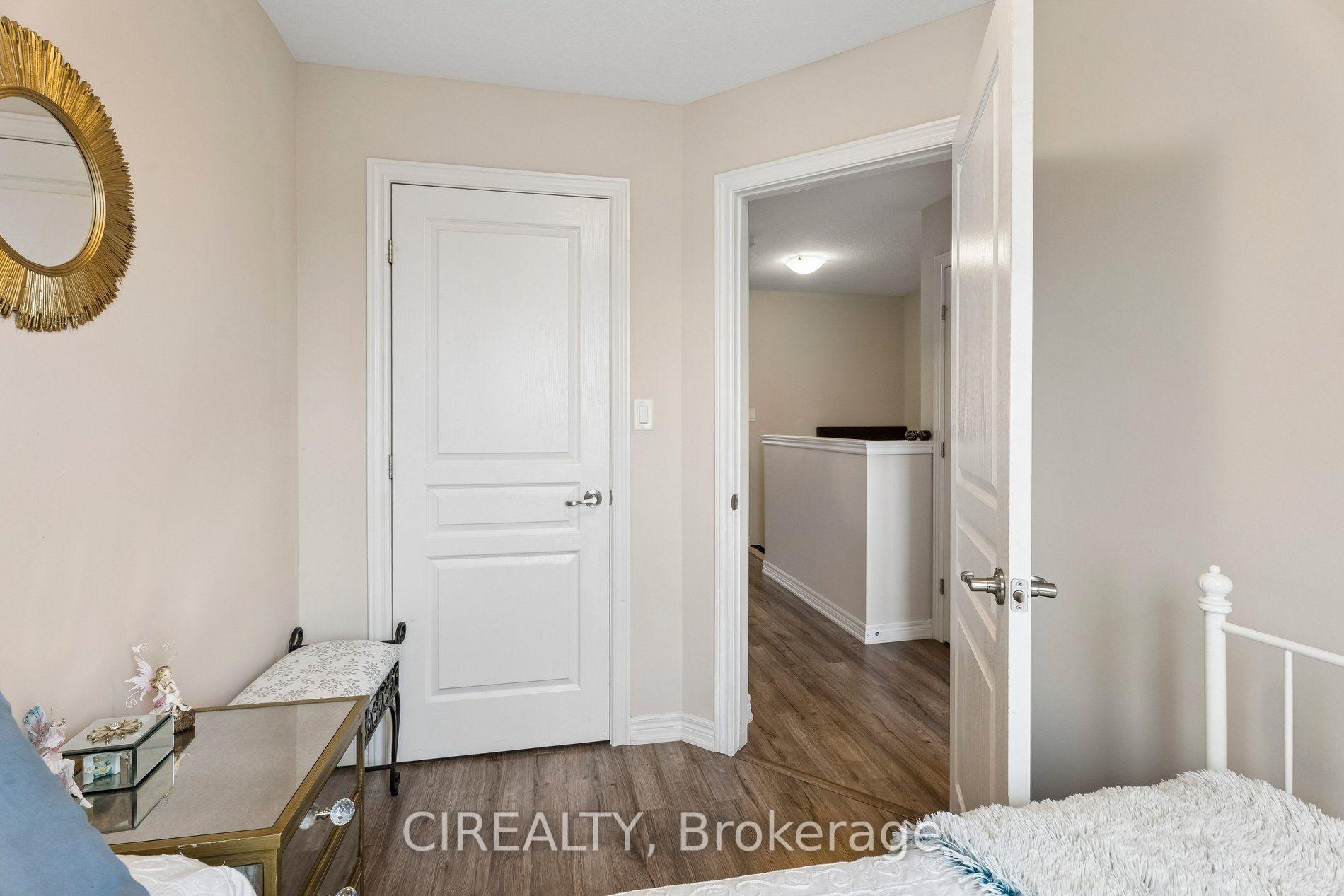 Photo 43 of Unit 12, 201 Westbank Trail, Hamilton, Stoney Creek Mountain — HOMEH