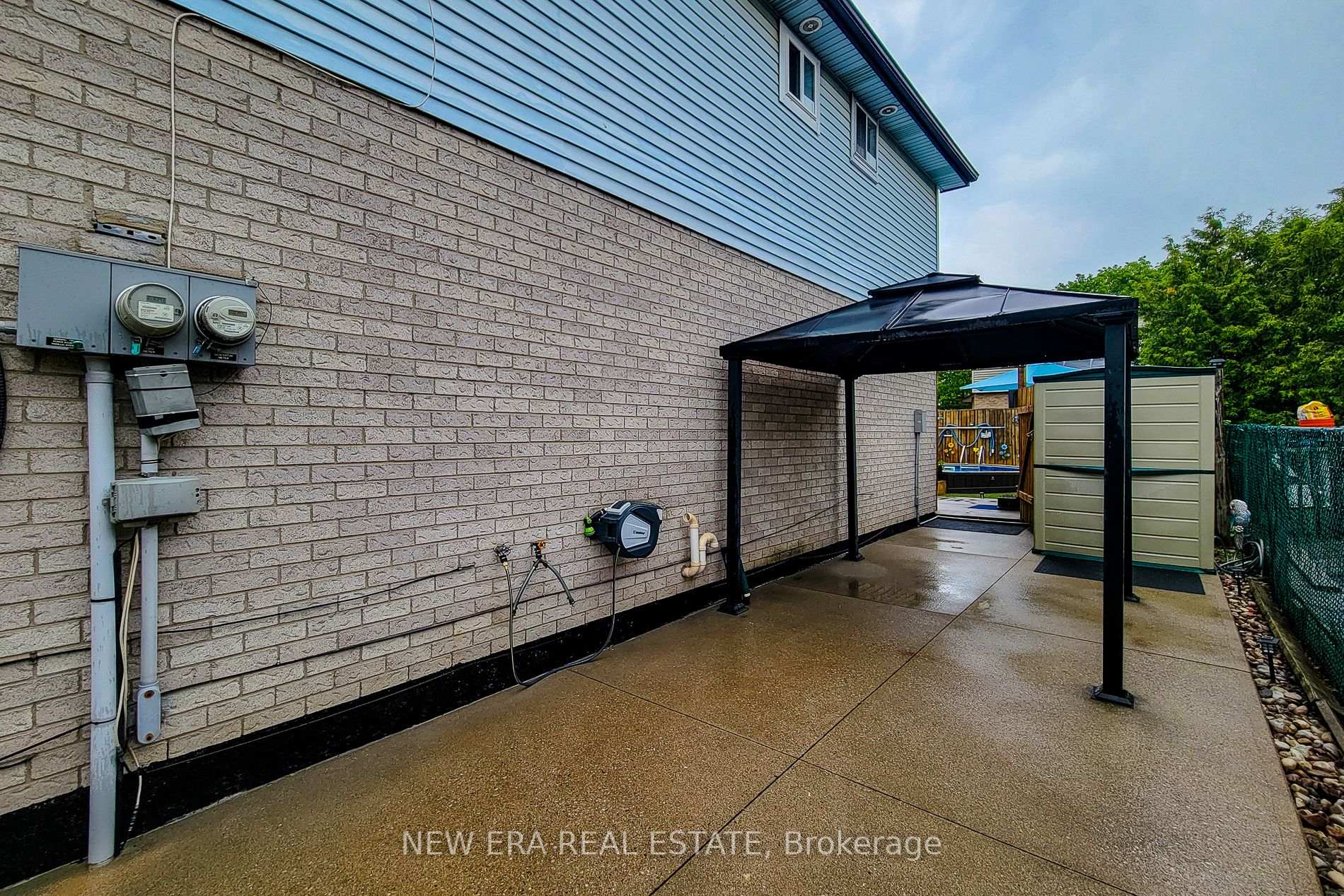 Photo 7 of 8 Dalton Gate, Hamilton, Stoney Creek Mountain — HOMEH