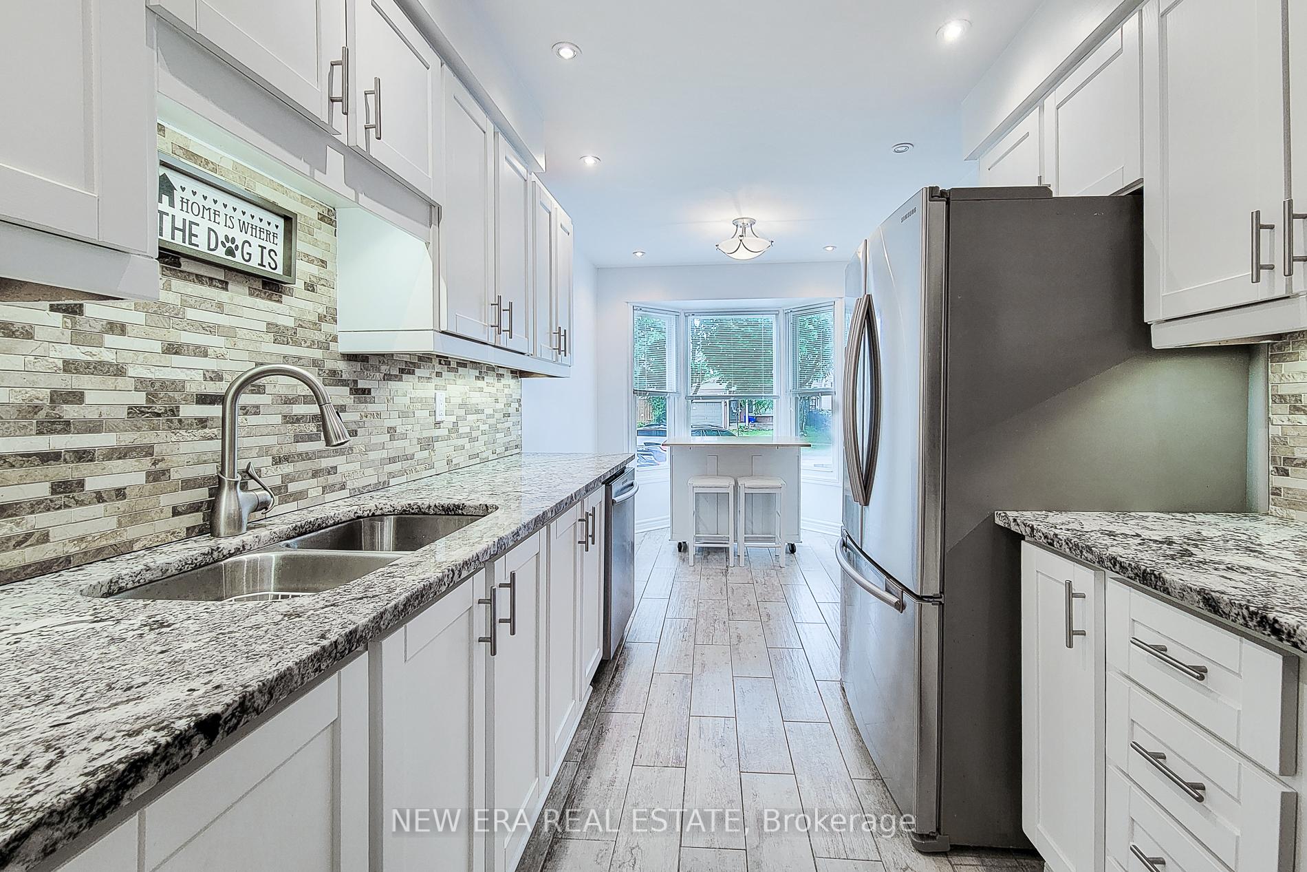 Photo 14 of 8 Dalton Gate, Hamilton, Stoney Creek Mountain — HOMEH