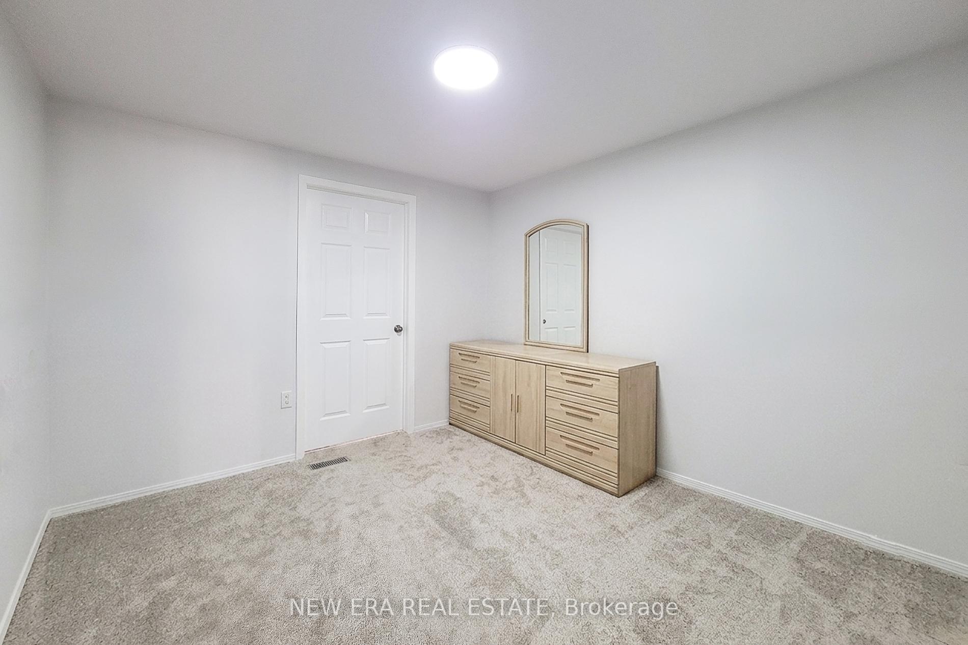 Photo 24 of 8 Dalton Gate, Hamilton, Stoney Creek Mountain — HOMEH