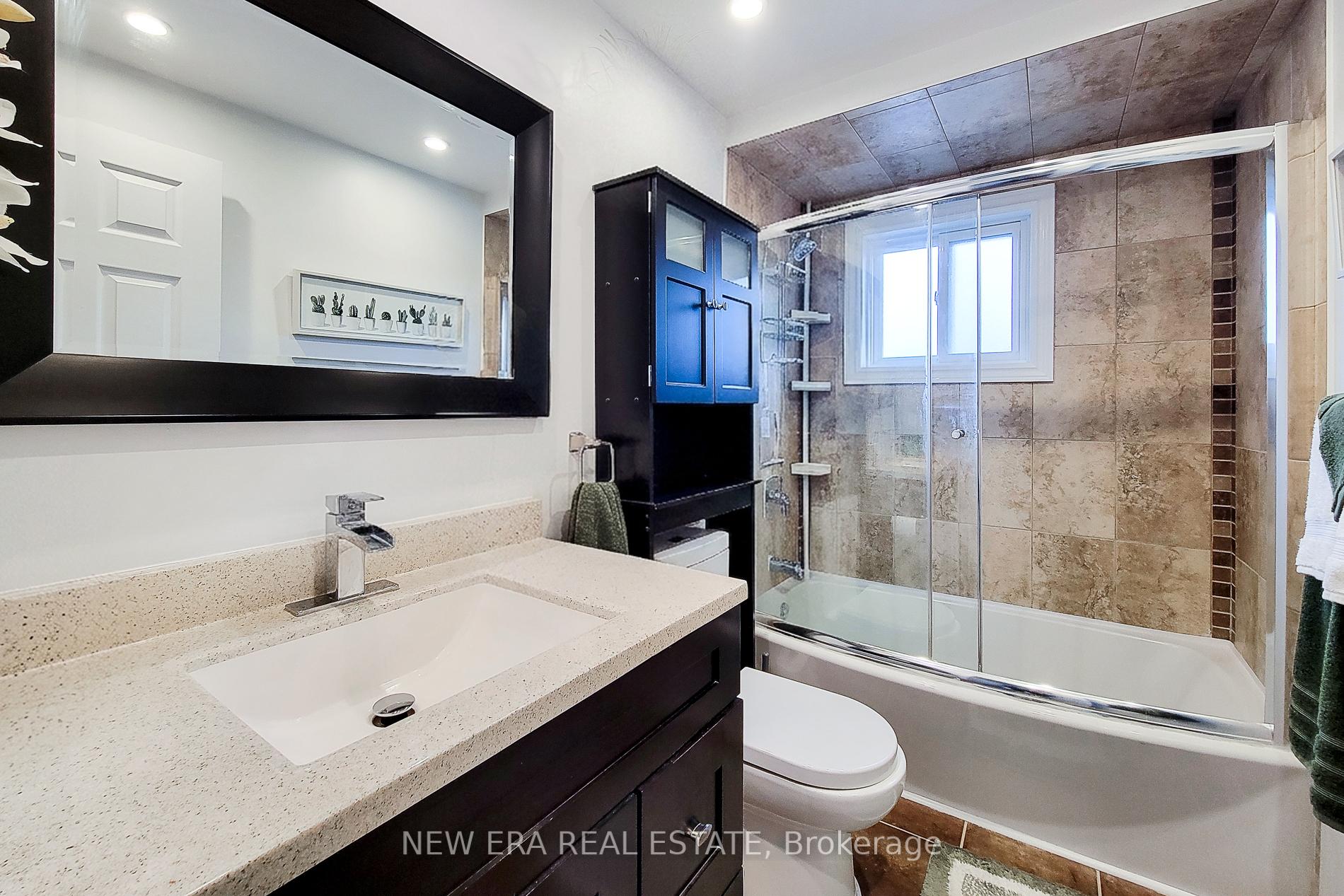 Photo 30 of 8 Dalton Gate, Hamilton, Stoney Creek Mountain — HOMEH