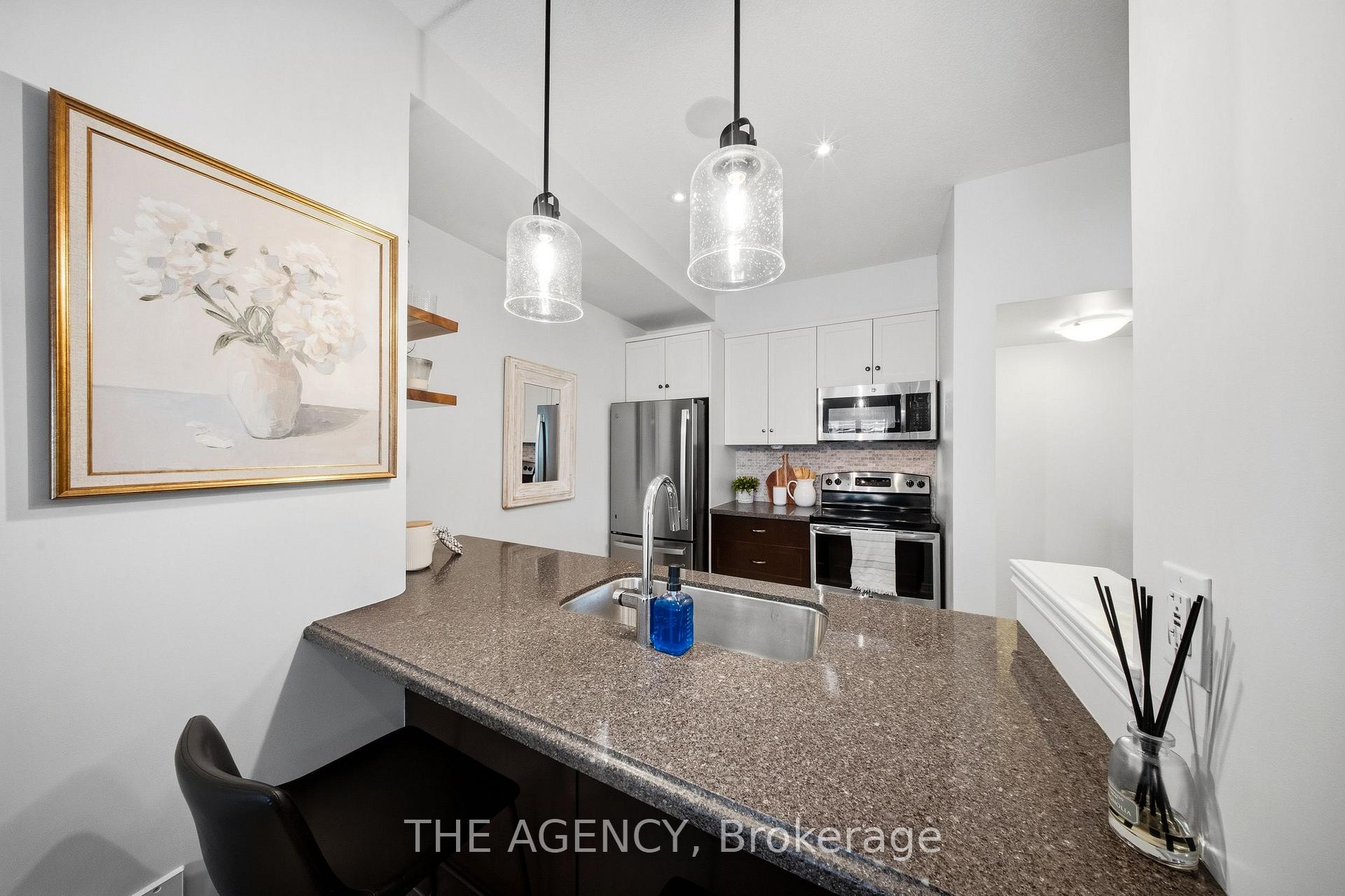 Photo 18 of Unit 19, 215 Dundas Street E, Hamilton, Waterdown — HOMEH