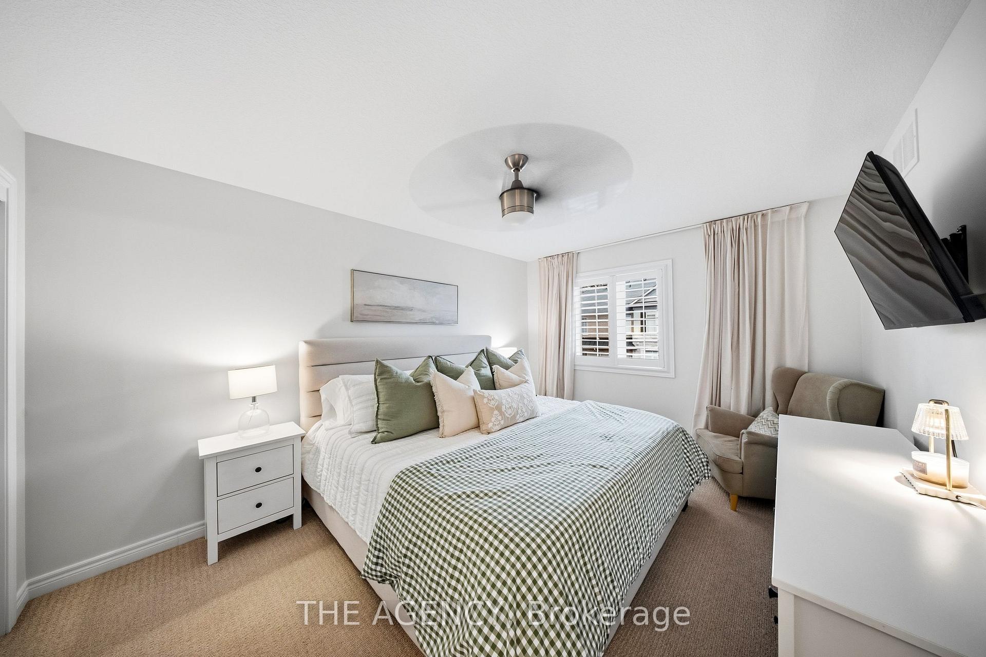 Photo 22 of Unit 19, 215 Dundas Street E, Hamilton, Waterdown — HOMEH