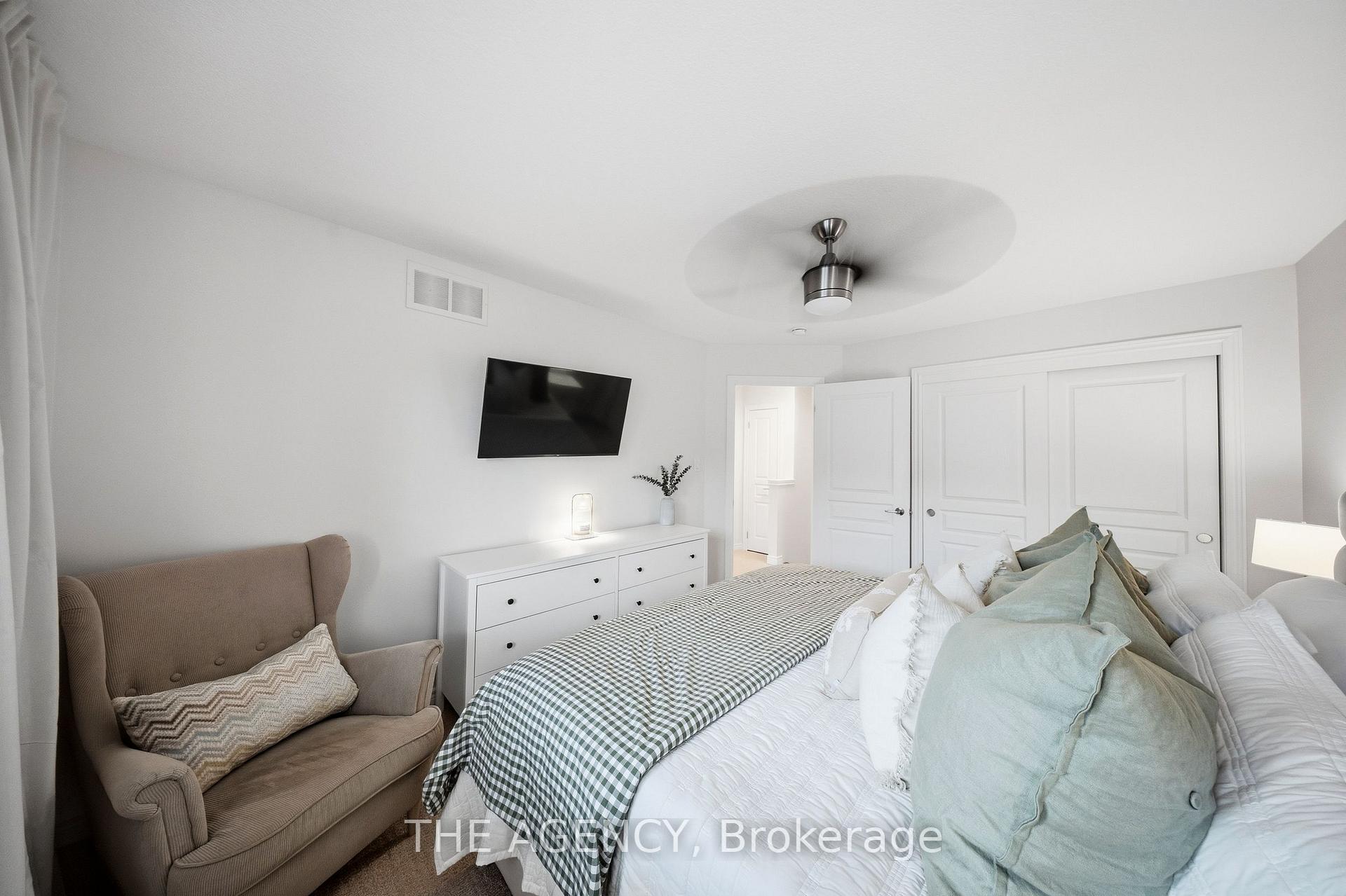 Photo 23 of Unit 19, 215 Dundas Street E, Hamilton, Waterdown — HOMEH