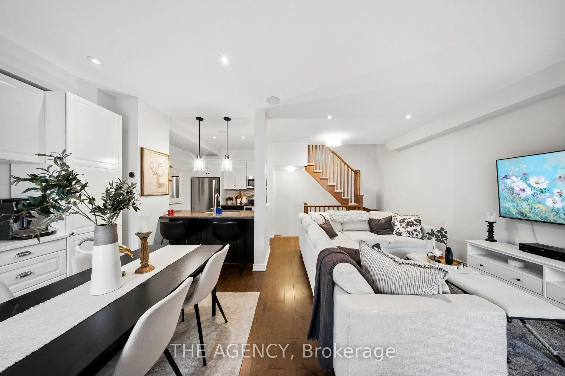 Photo 13 of Unit 19, 215 Dundas Street E, Hamilton, Waterdown — HOMEH