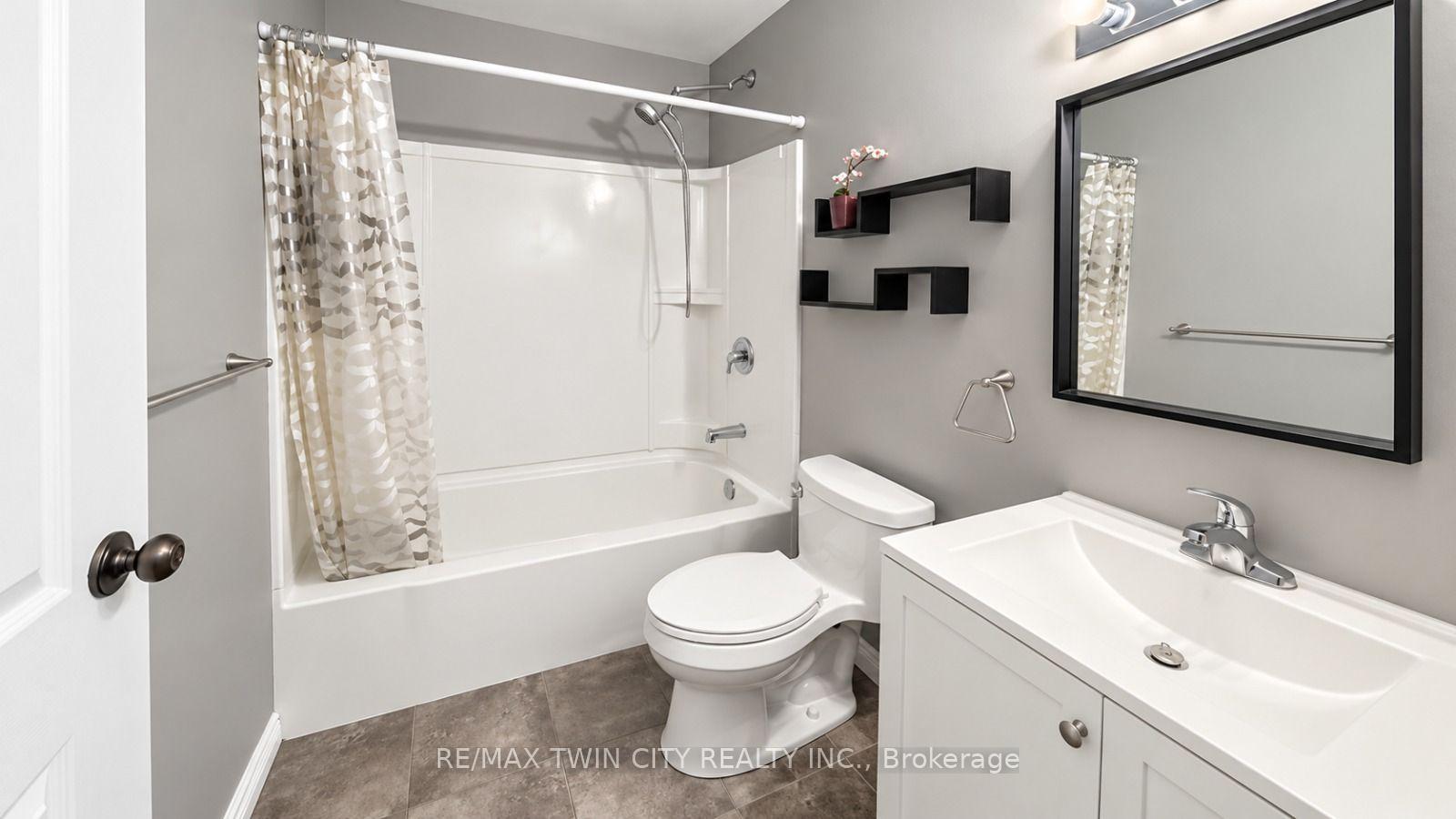 Photo 9 of Unit 302, 55 Green Valley Drive, Cambridge — HOMEH