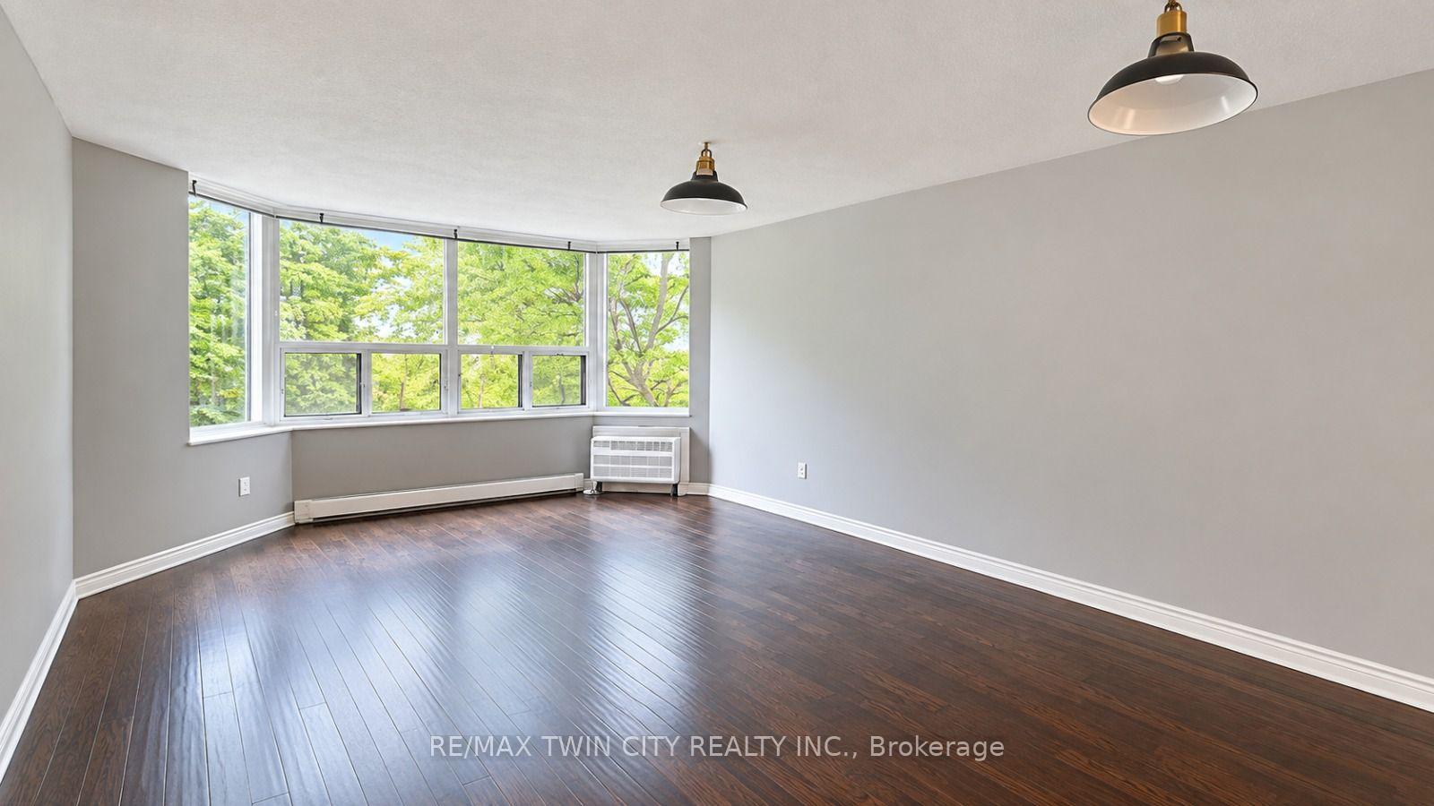 Photo 11 of Unit 302, 55 Green Valley Drive, Cambridge — HOMEH