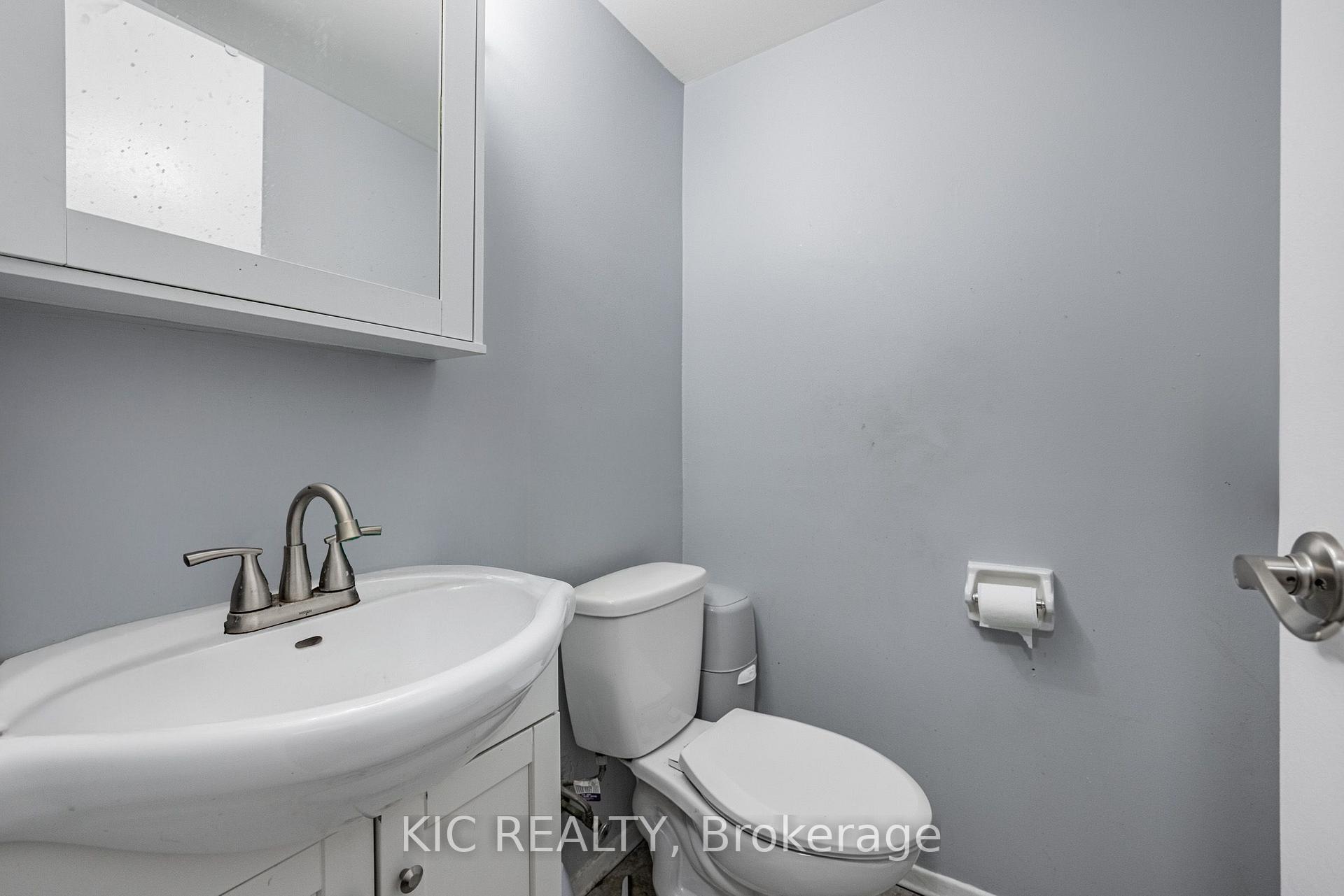 Photo 13 of Unit 403, 2645 Kipling Avenue, Etobicoke, Mount Olive-Silverstone-Jamestown — HOMEH