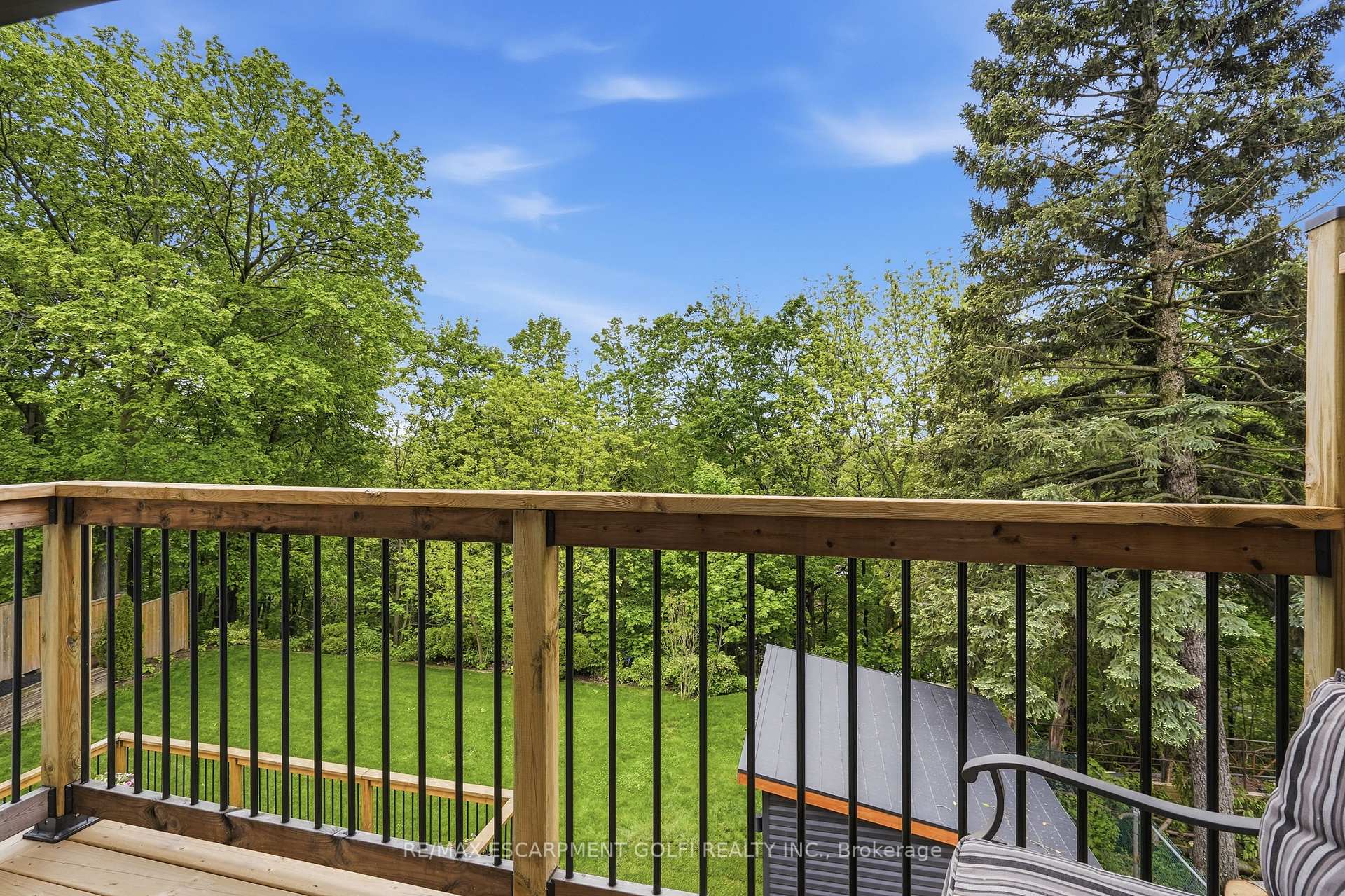 Photo 19 of 14 Leslie Drive, Hamilton, Stoney Creek — HOMEH